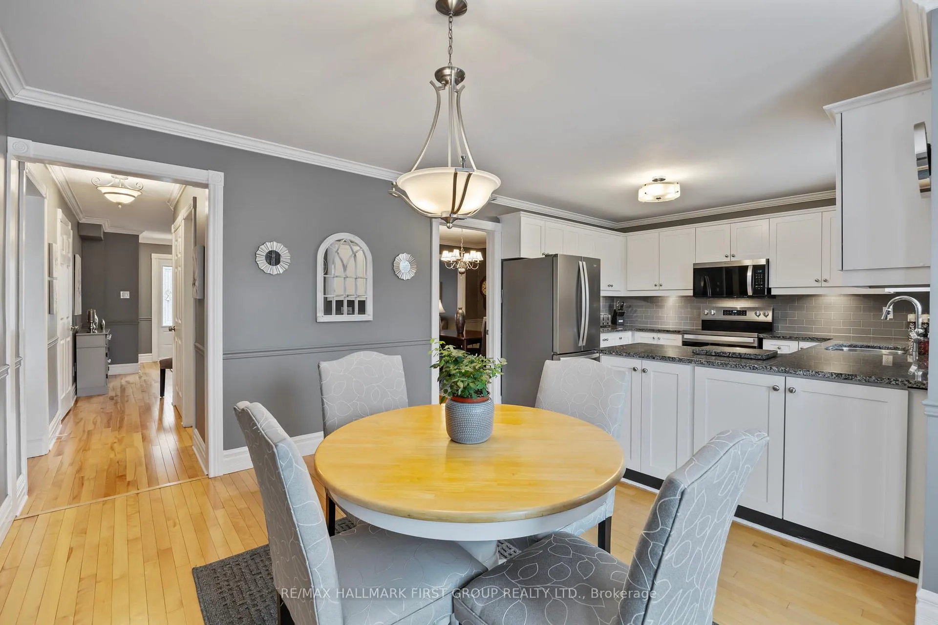 Photo 16 of 121 Glenabbey Drive, Clarington, Courtice — HOMEH