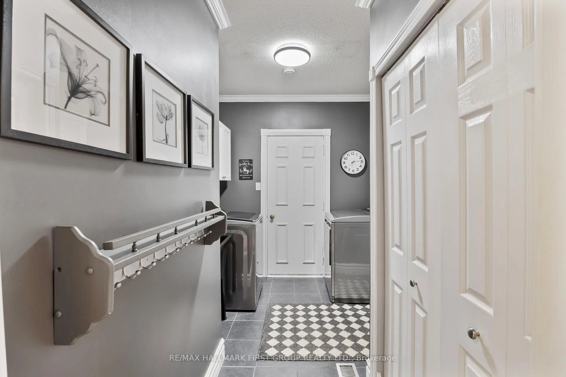 Photo 23 of 121 Glenabbey Drive, Clarington, Courtice — HOMEH