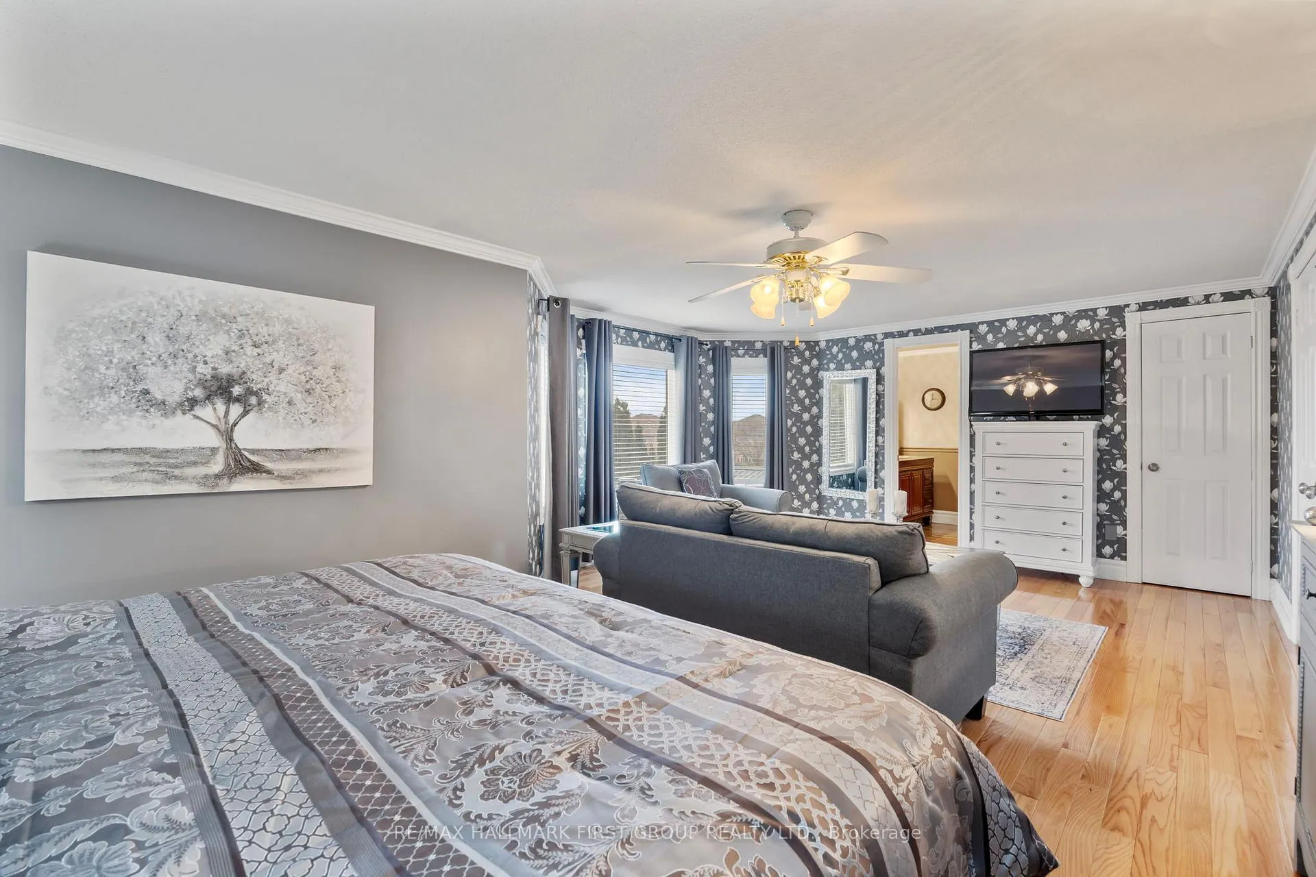 Photo 30 of 121 Glenabbey Drive, Clarington, Courtice — HOMEH