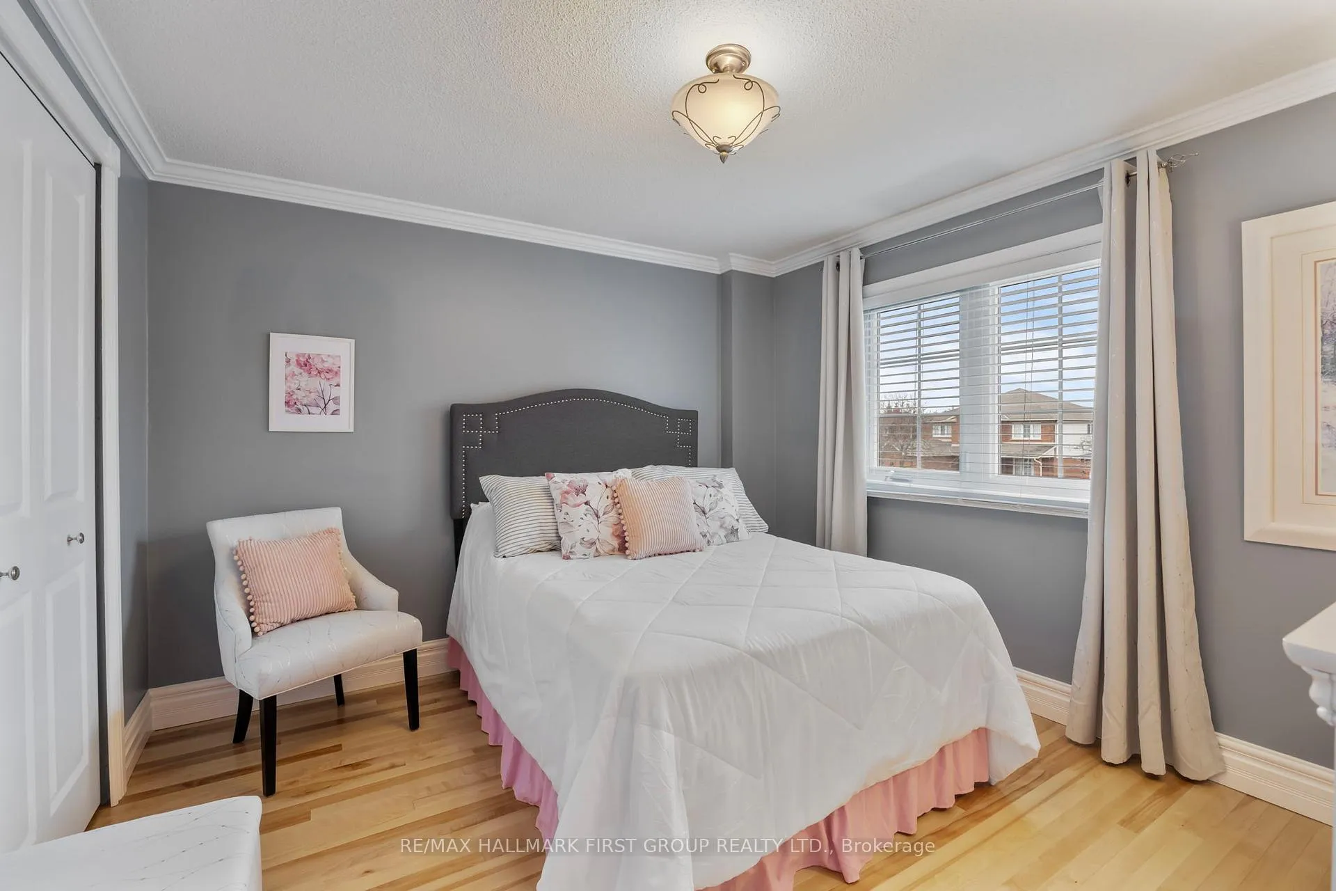 Photo 36 of 121 Glenabbey Drive, Clarington, Courtice — HOMEH