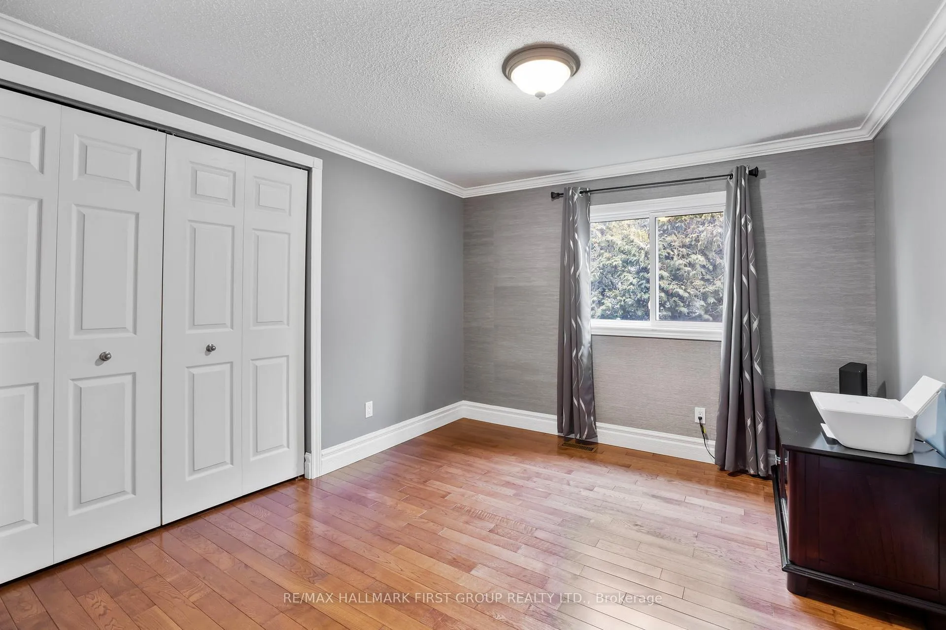 Photo 38 of 121 Glenabbey Drive, Clarington, Courtice — HOMEH