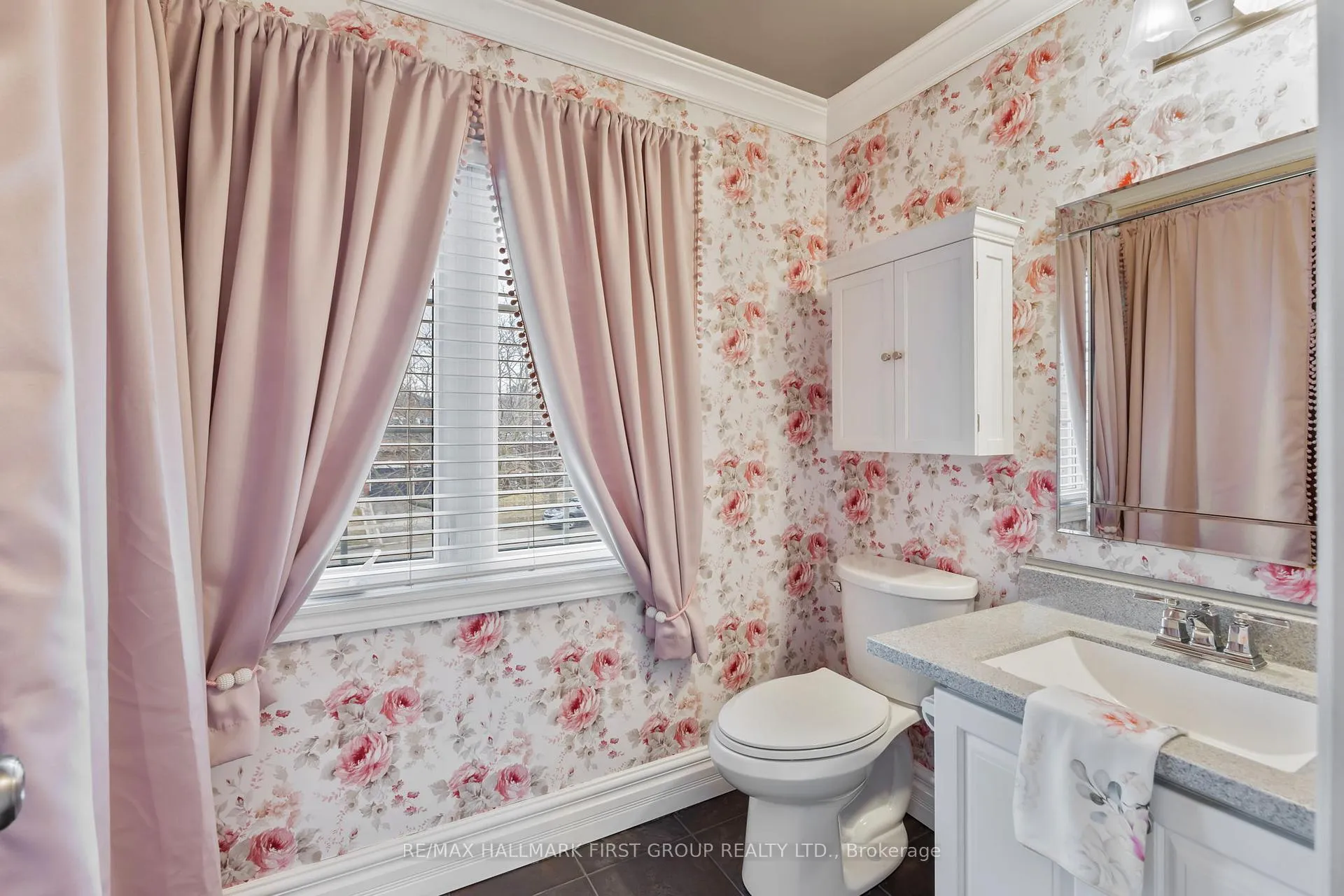Photo 39 of 121 Glenabbey Drive, Clarington, Courtice — HOMEH