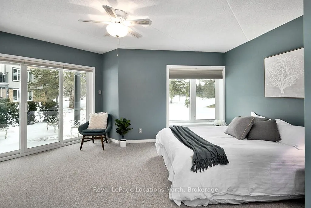 Photo 11 of 365 Mariners Way, Collingwood — HOMEH