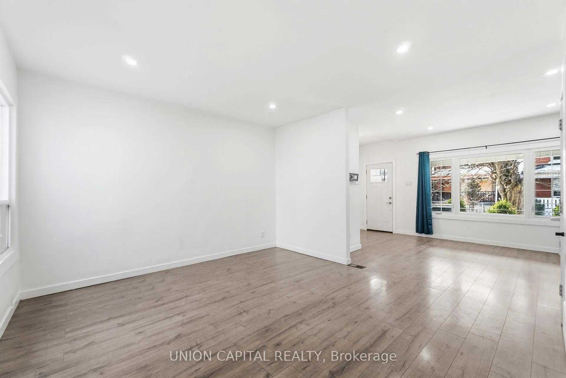 Photo 8 of 103 Case Street, Hamilton, Stipley — HOMEH
