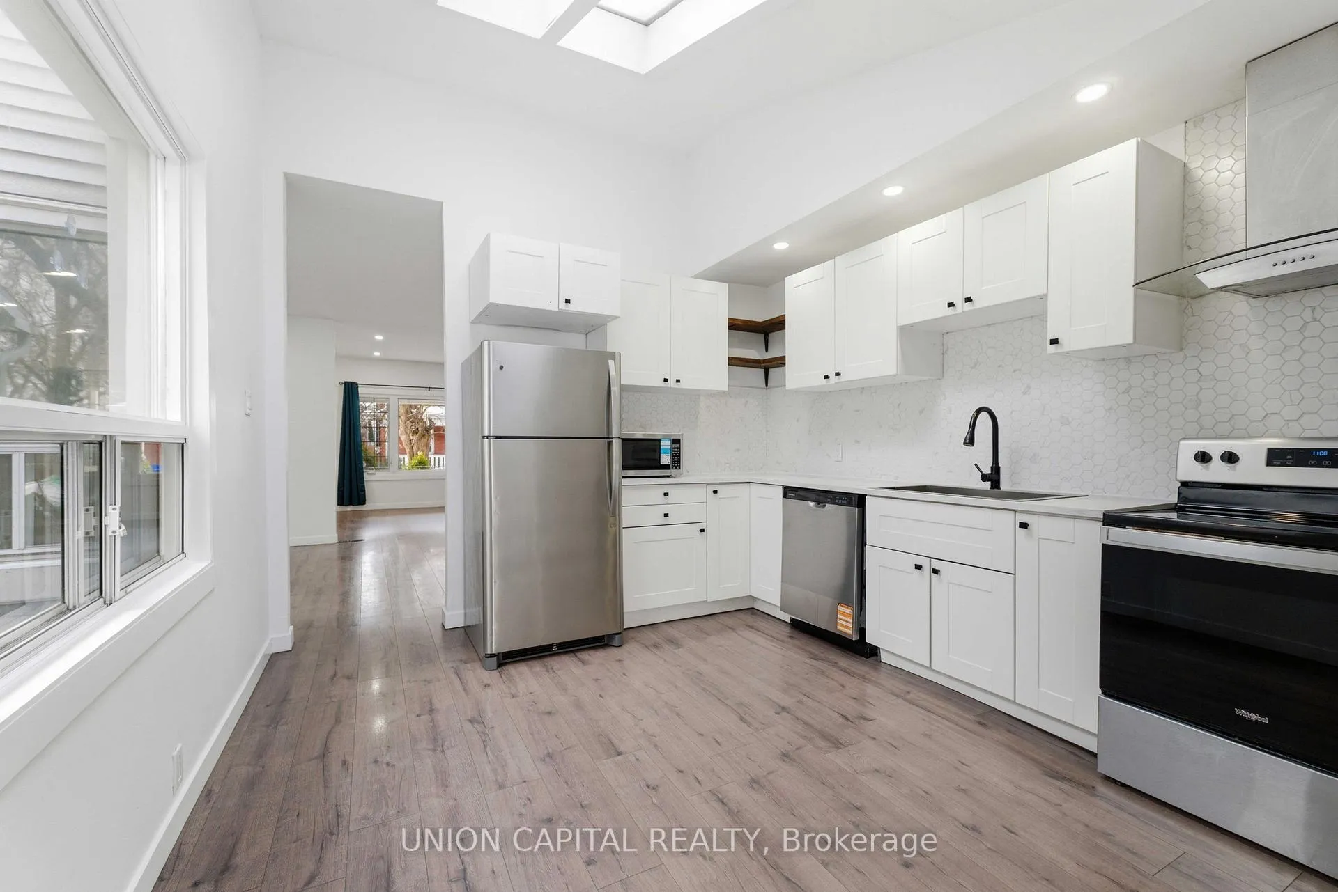 Photo 9 of 103 Case Street, Hamilton, Stipley — HOMEH