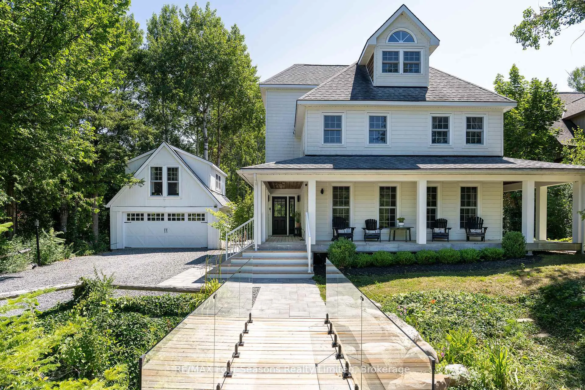 Photo 1 of 141 Aspen Way, Blue Mountains — HOMEH