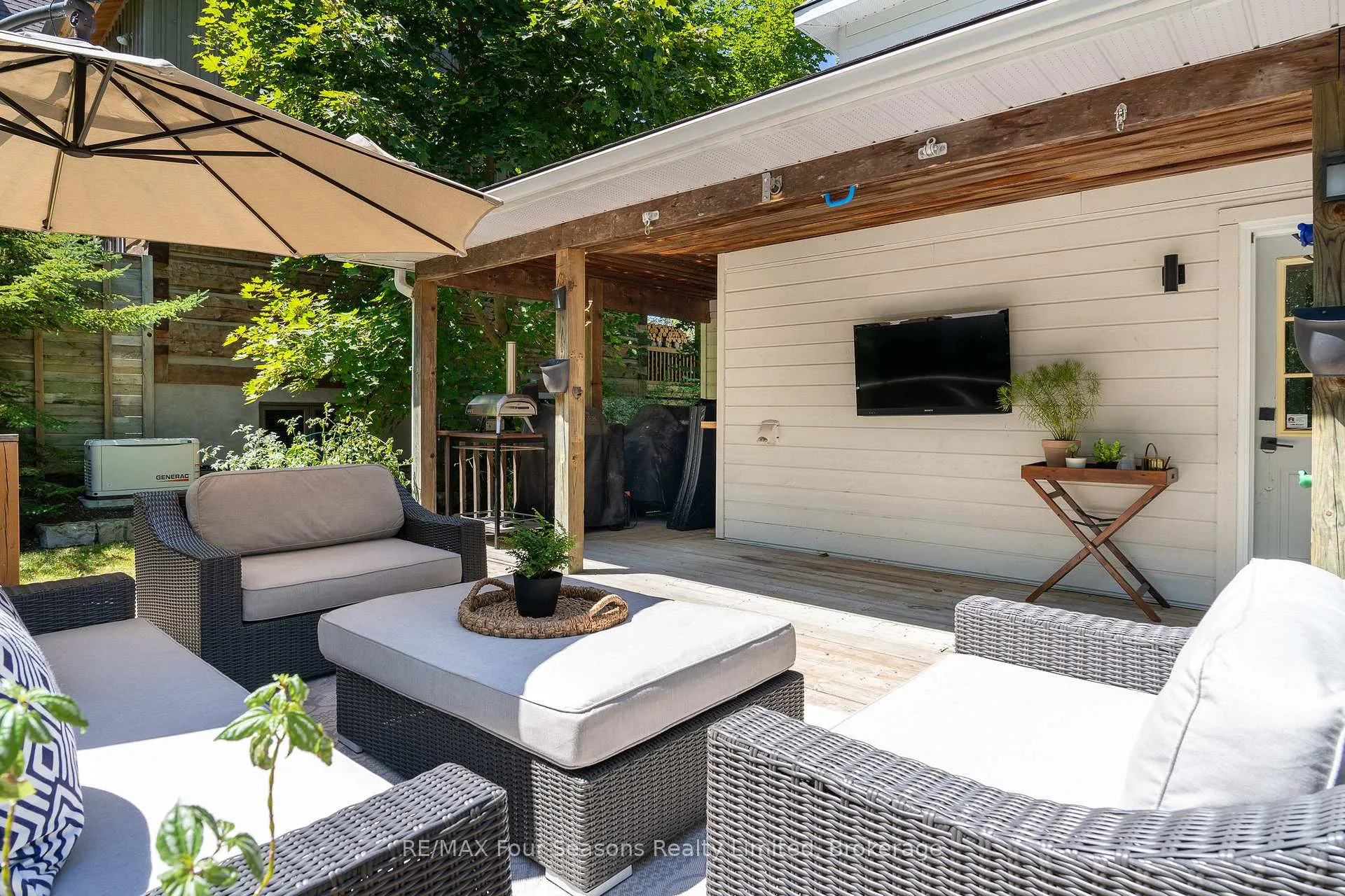 Photo 10 of 141 Aspen Way, Blue Mountains — HOMEH