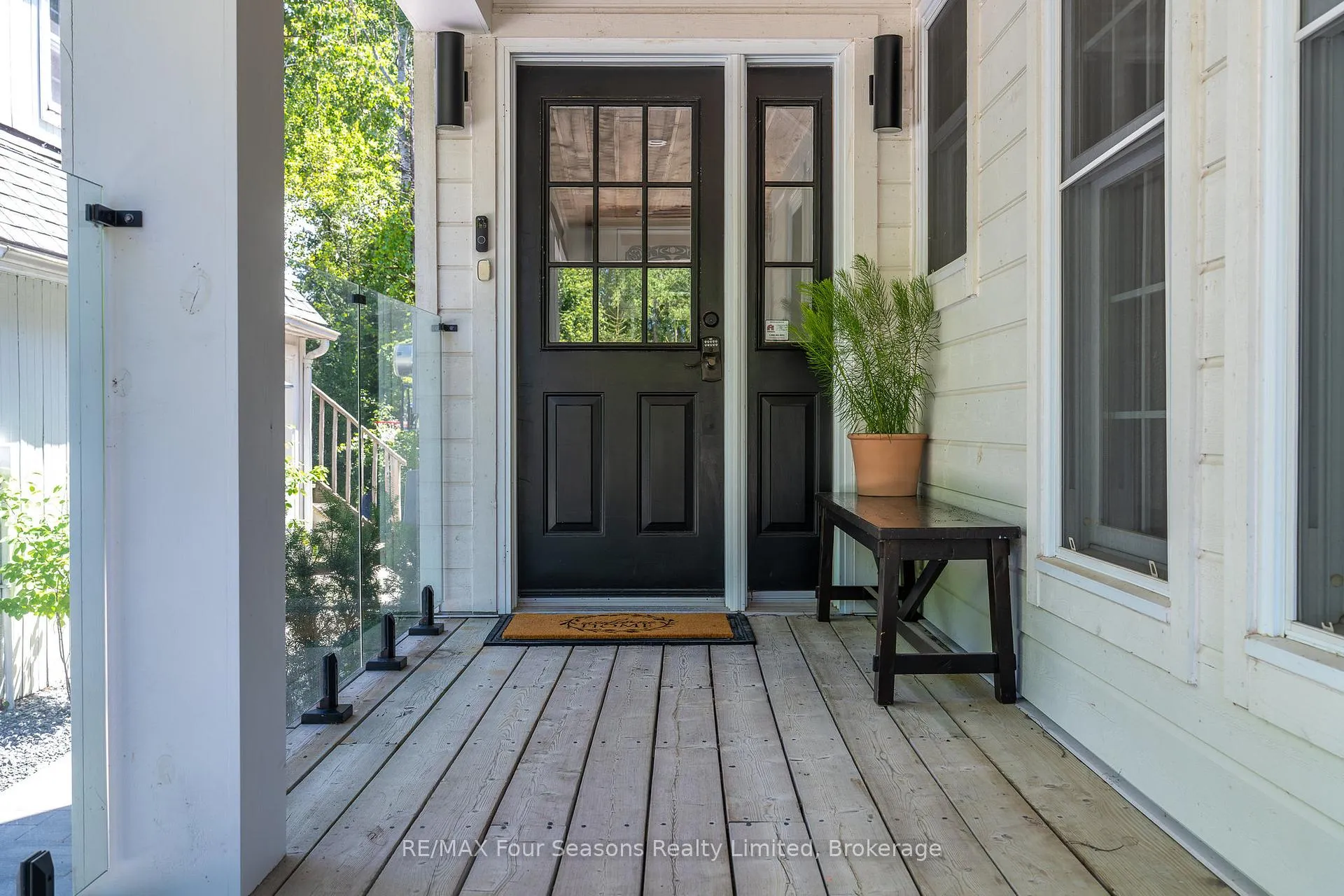 Photo 14 of 141 Aspen Way, Blue Mountains — HOMEH