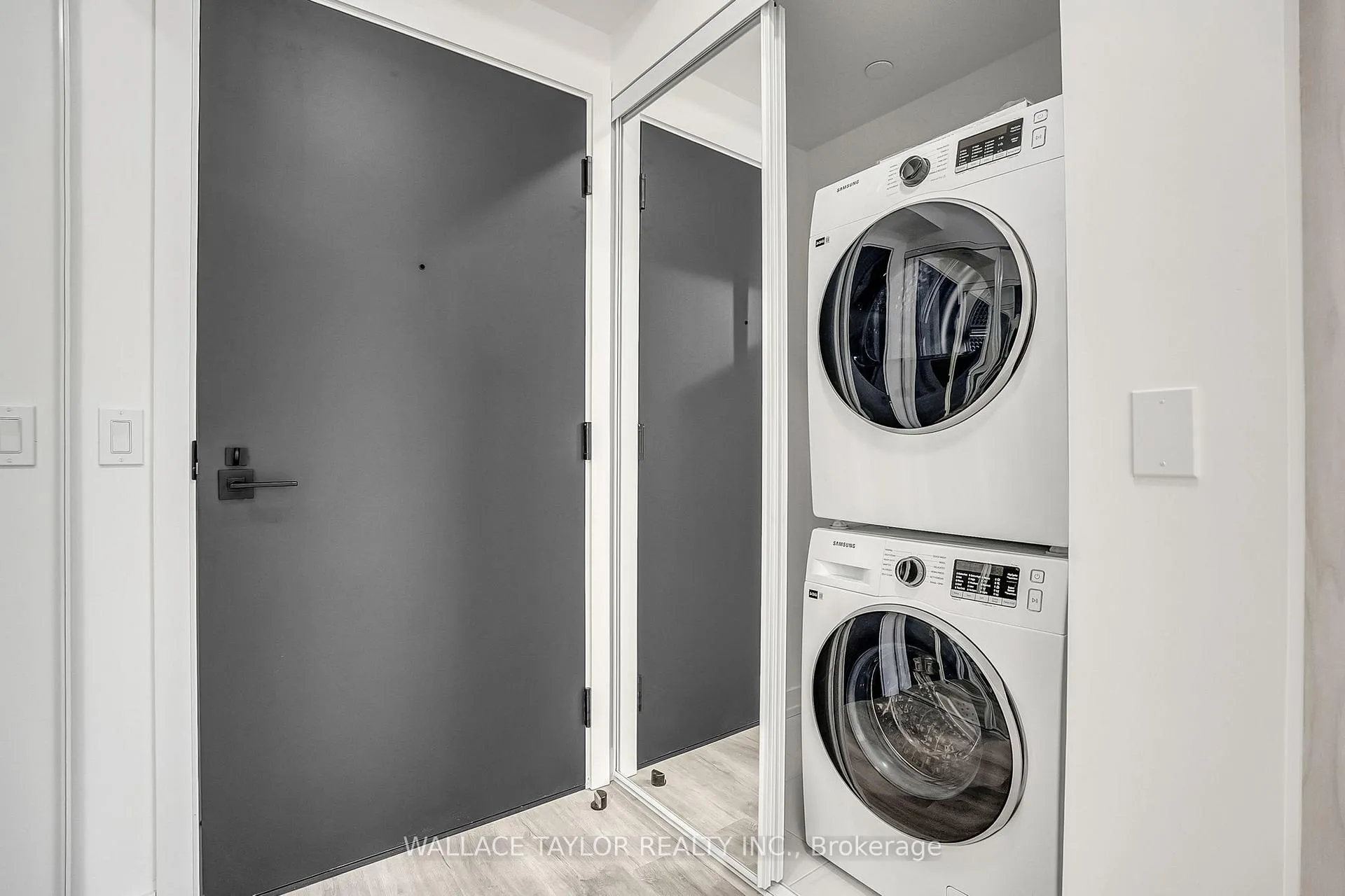 Photo 16 of Unit 823, 28 Eastern Avenue, Toronto, Moss Park — HOMEH