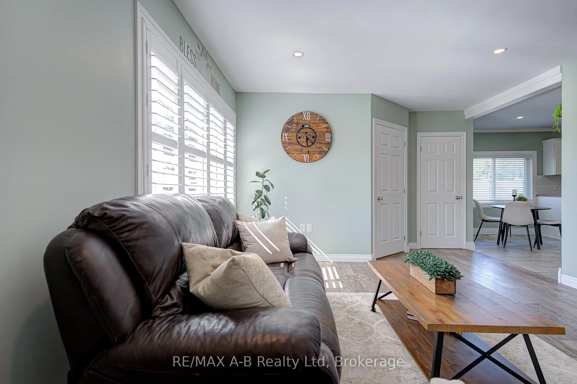Photo 10 of 3963 Road 111, Perth East, North Easthope — HOMEH