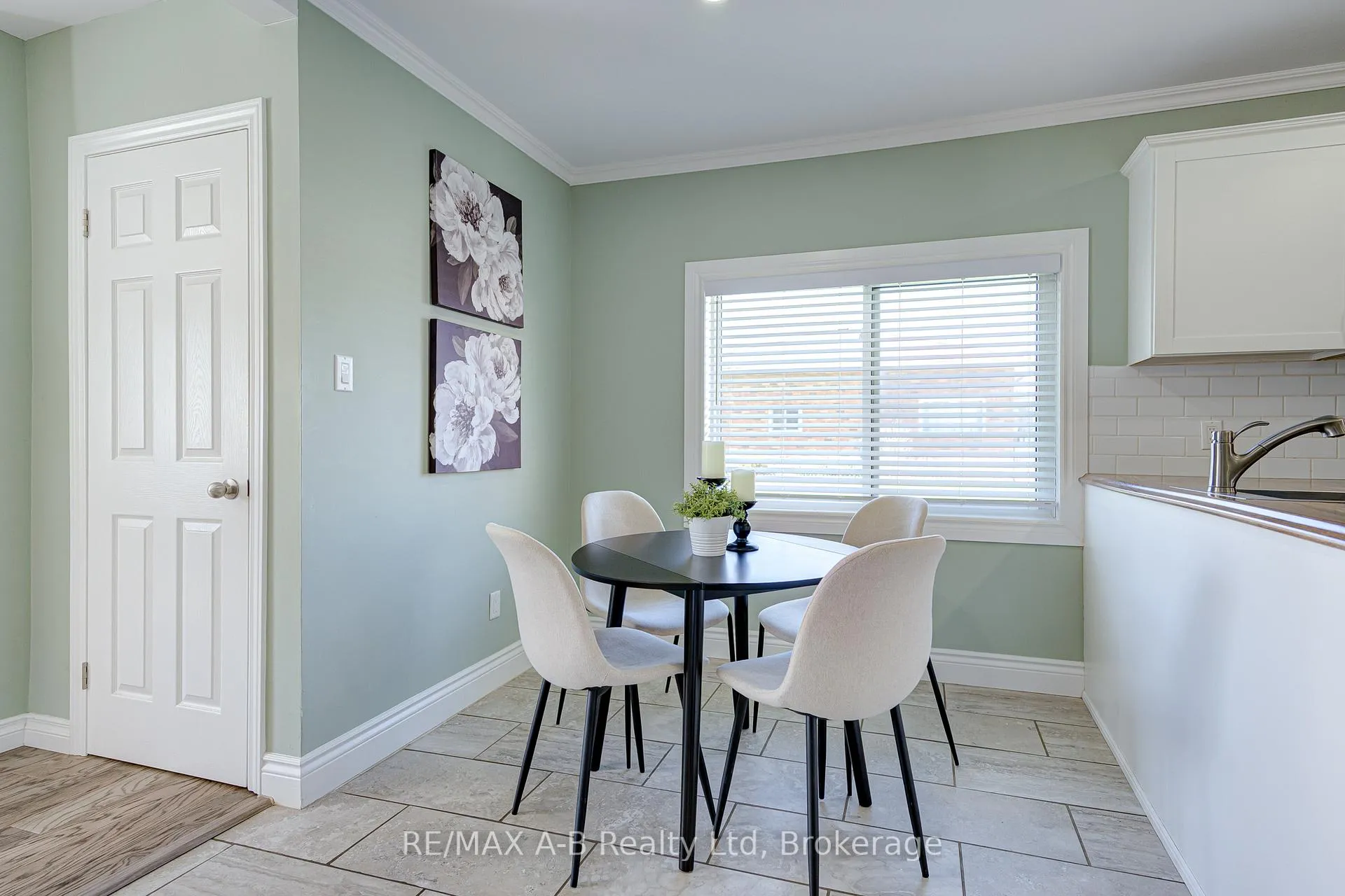 Photo 13 of 3963 Road 111, Perth East, North Easthope — HOMEH