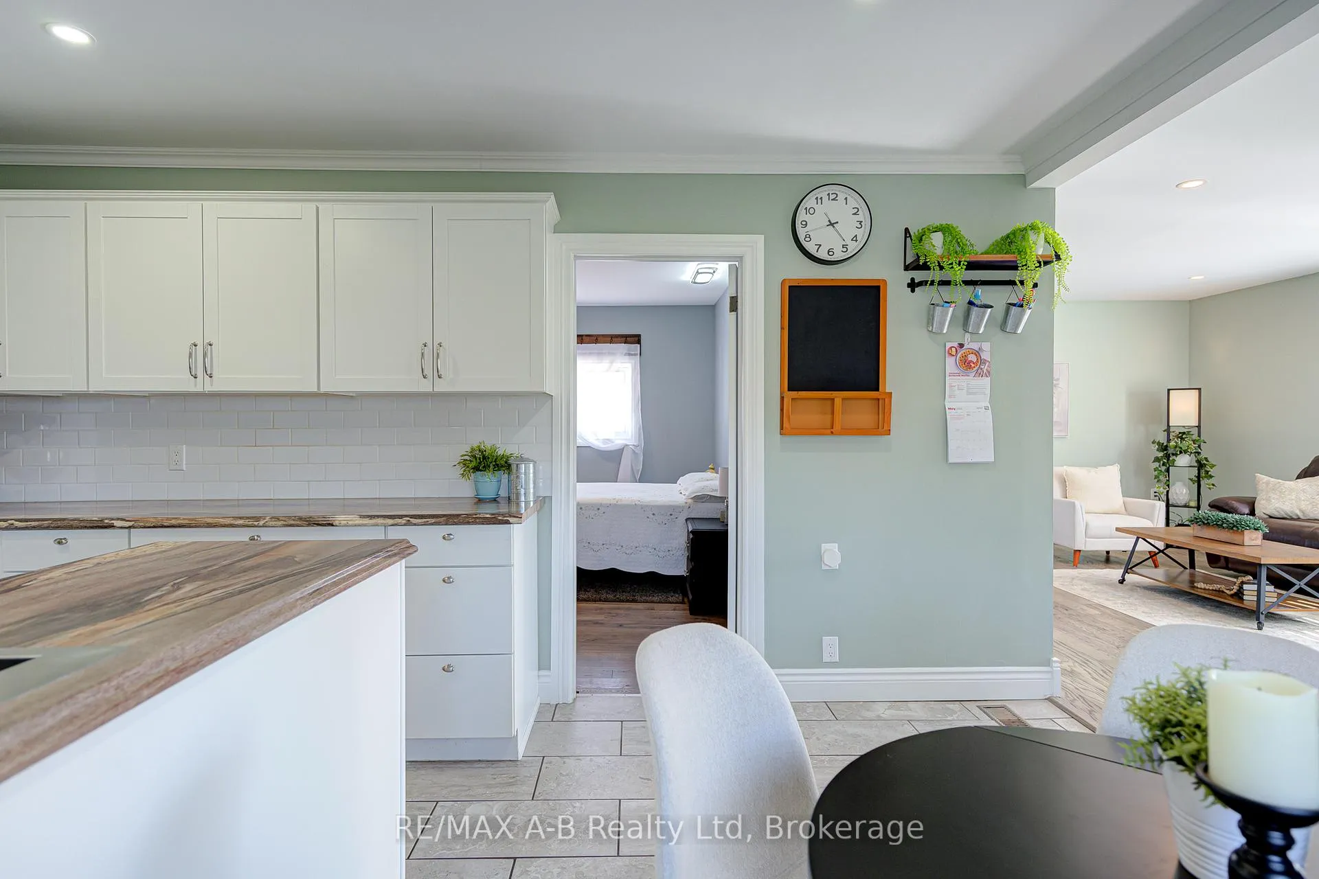 Photo 17 of 3963 Road 111, Perth East, North Easthope — HOMEH
