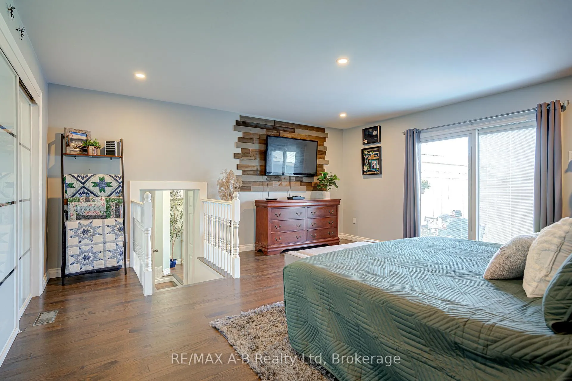 Photo 23 of 3963 Road 111, Perth East, North Easthope — HOMEH