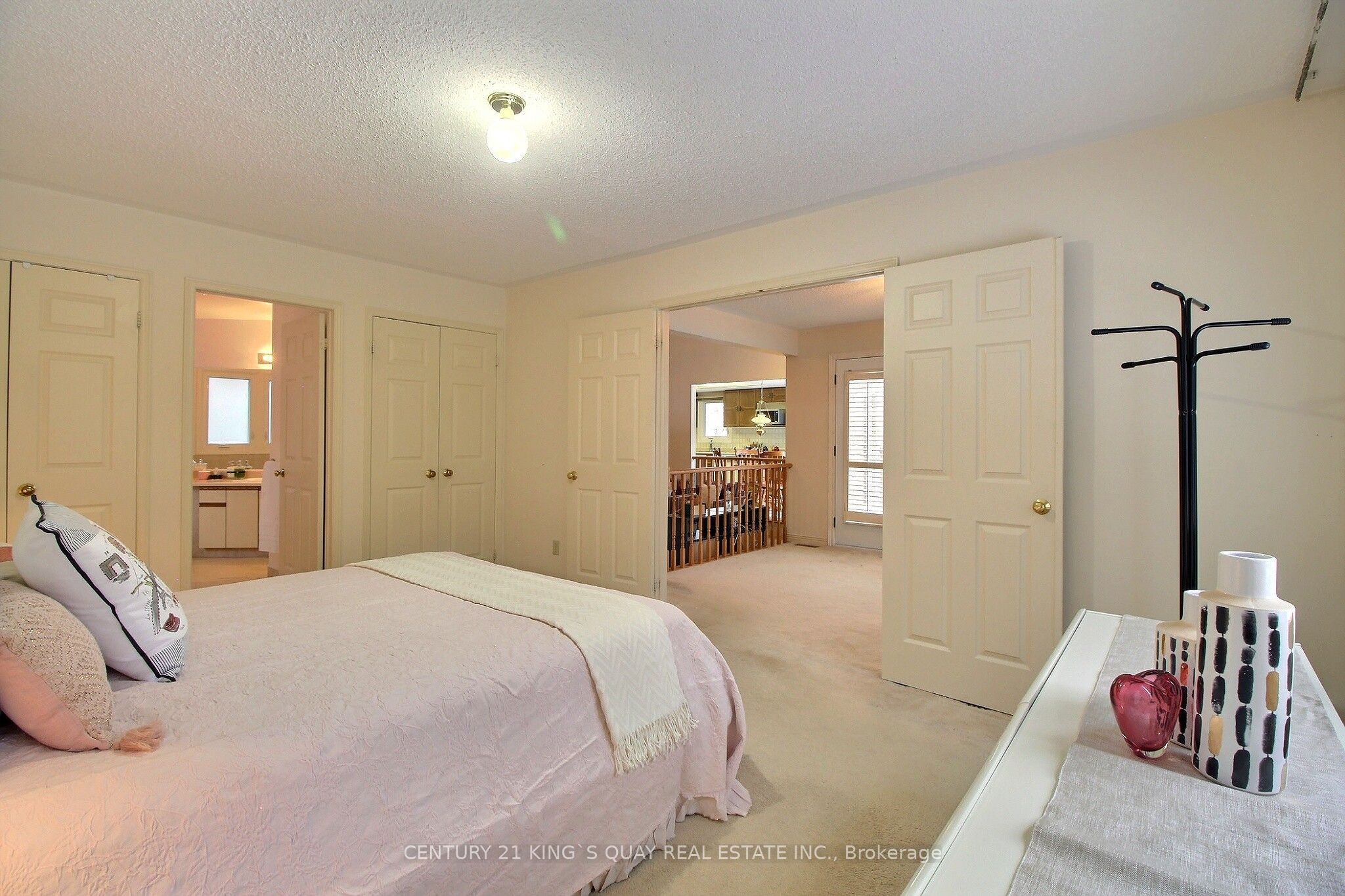 Photo 20 of 122 Longwater Chase, Markham, Unionville — HOMEH