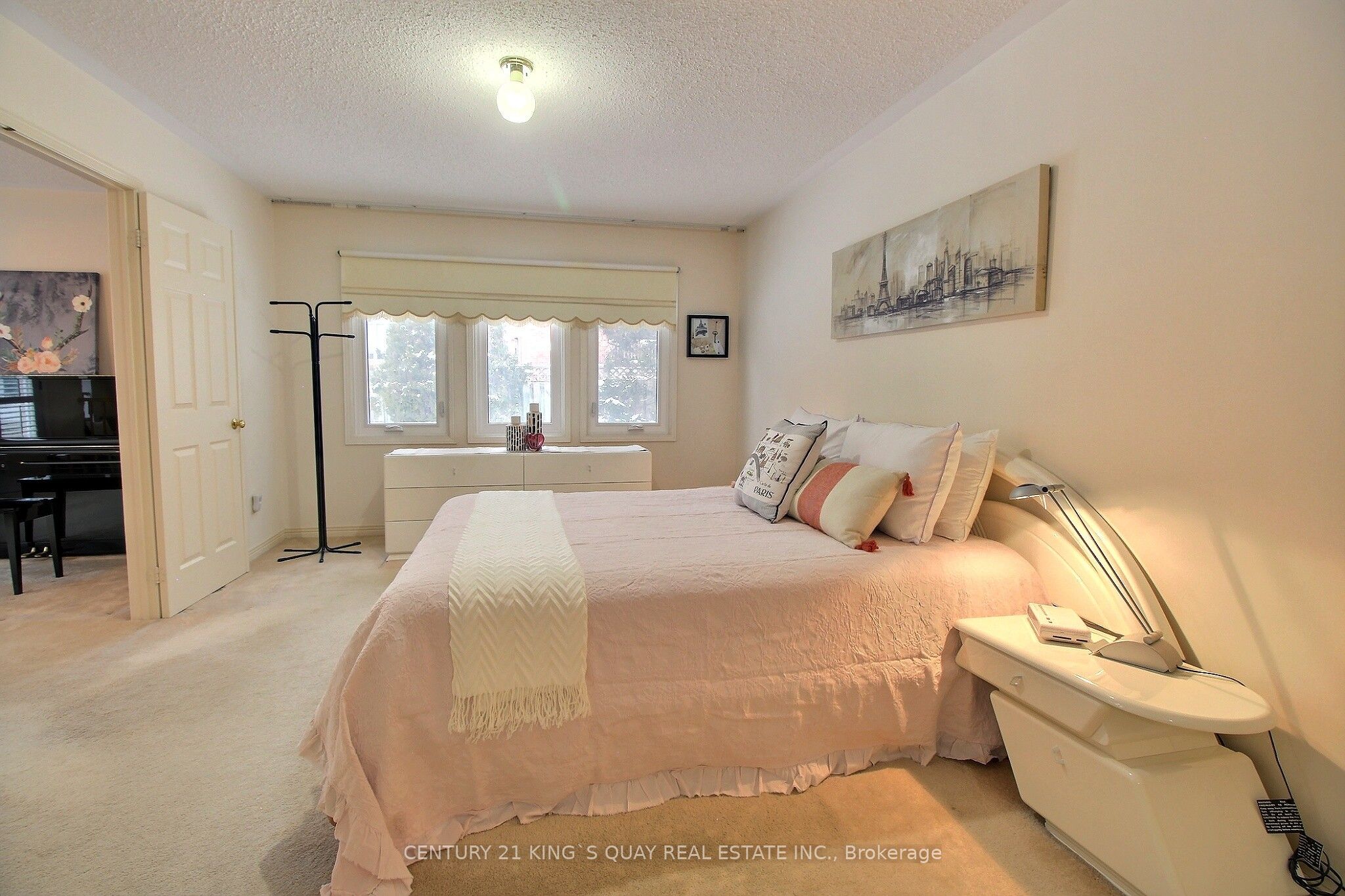 Photo 18 of 122 Longwater Chase, Markham, Unionville — HOMEH