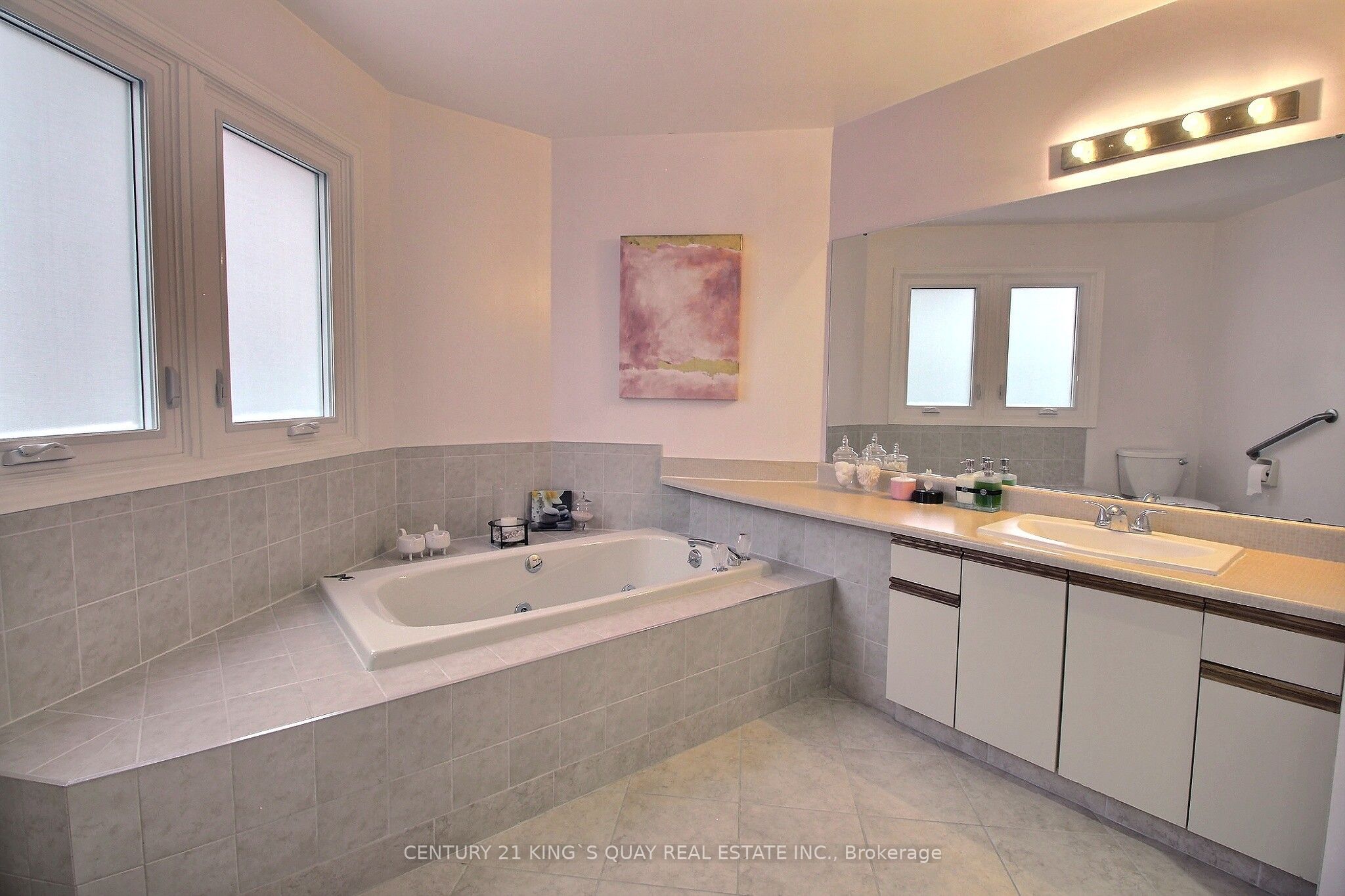 Photo 22 of 122 Longwater Chase, Markham, Unionville — HOMEH