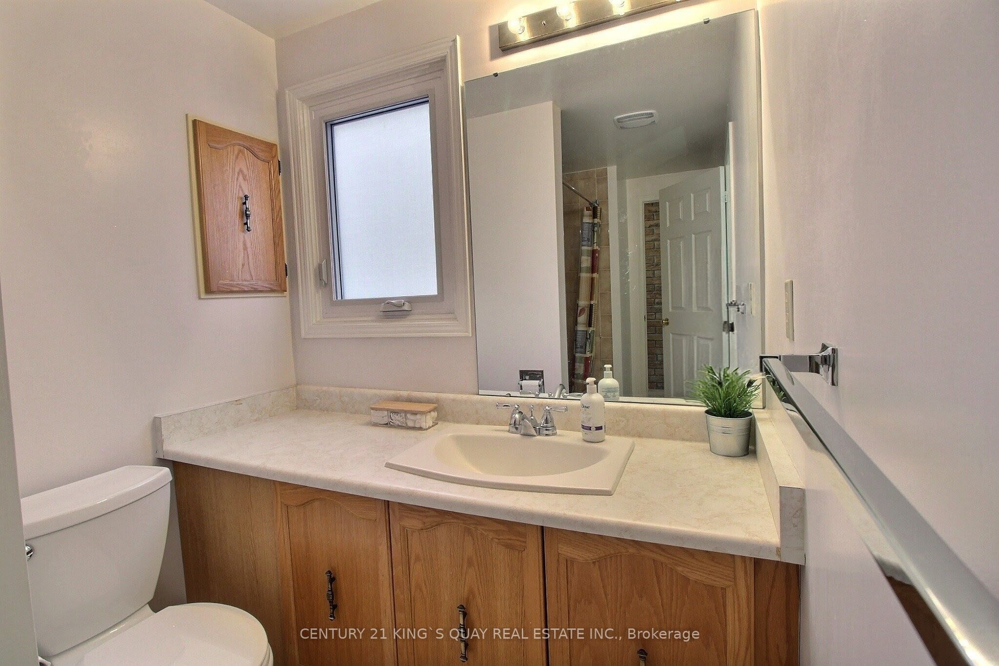 Photo 32 of 122 Longwater Chase, Markham, Unionville — HOMEH