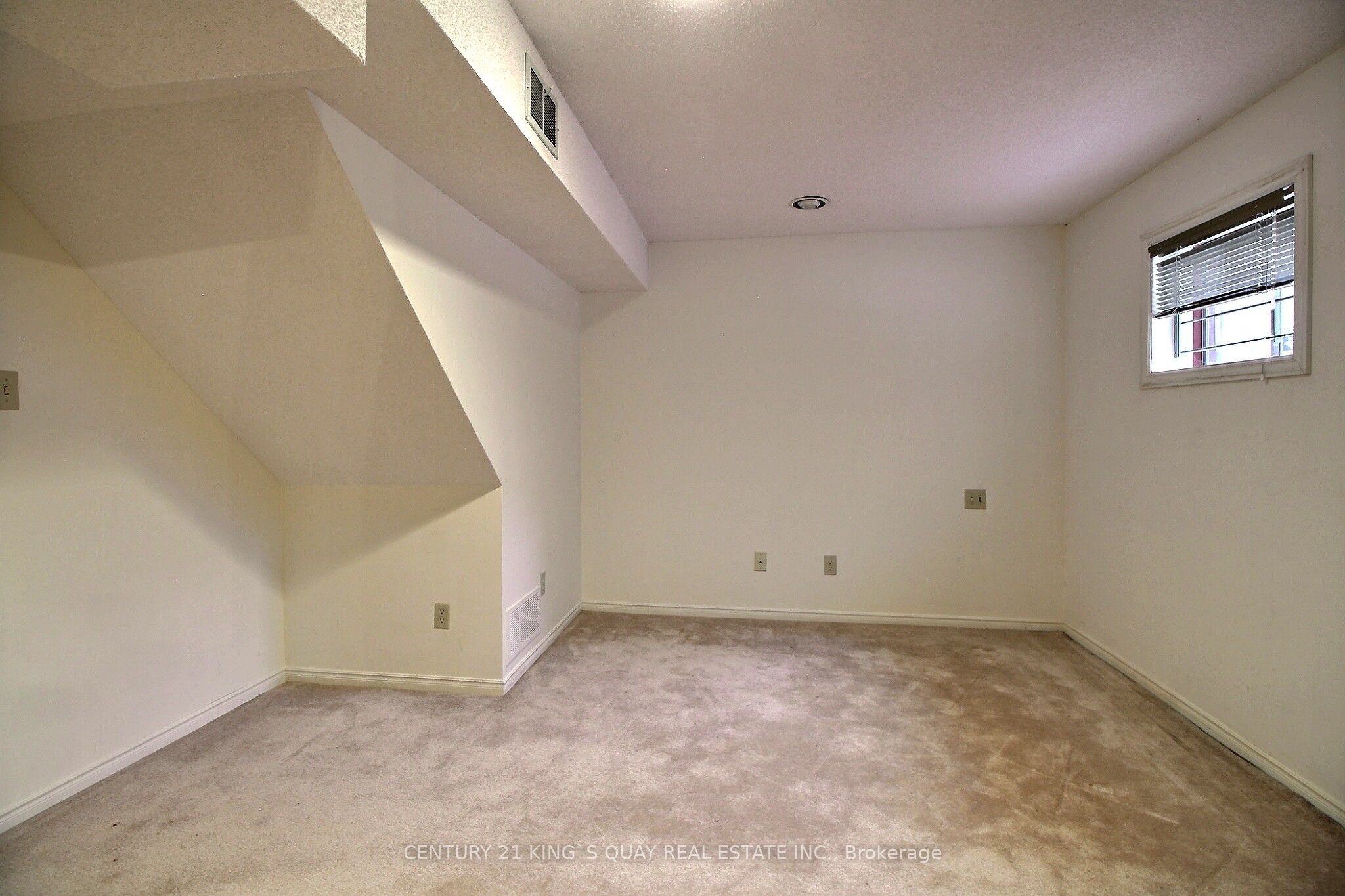Photo 36 of 122 Longwater Chase, Markham, Unionville — HOMEH