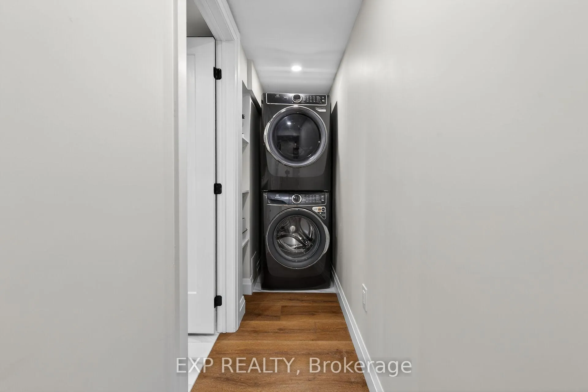 Photo 42 of 5418 Anthony Place, Burlington, Appleby — HOMEH