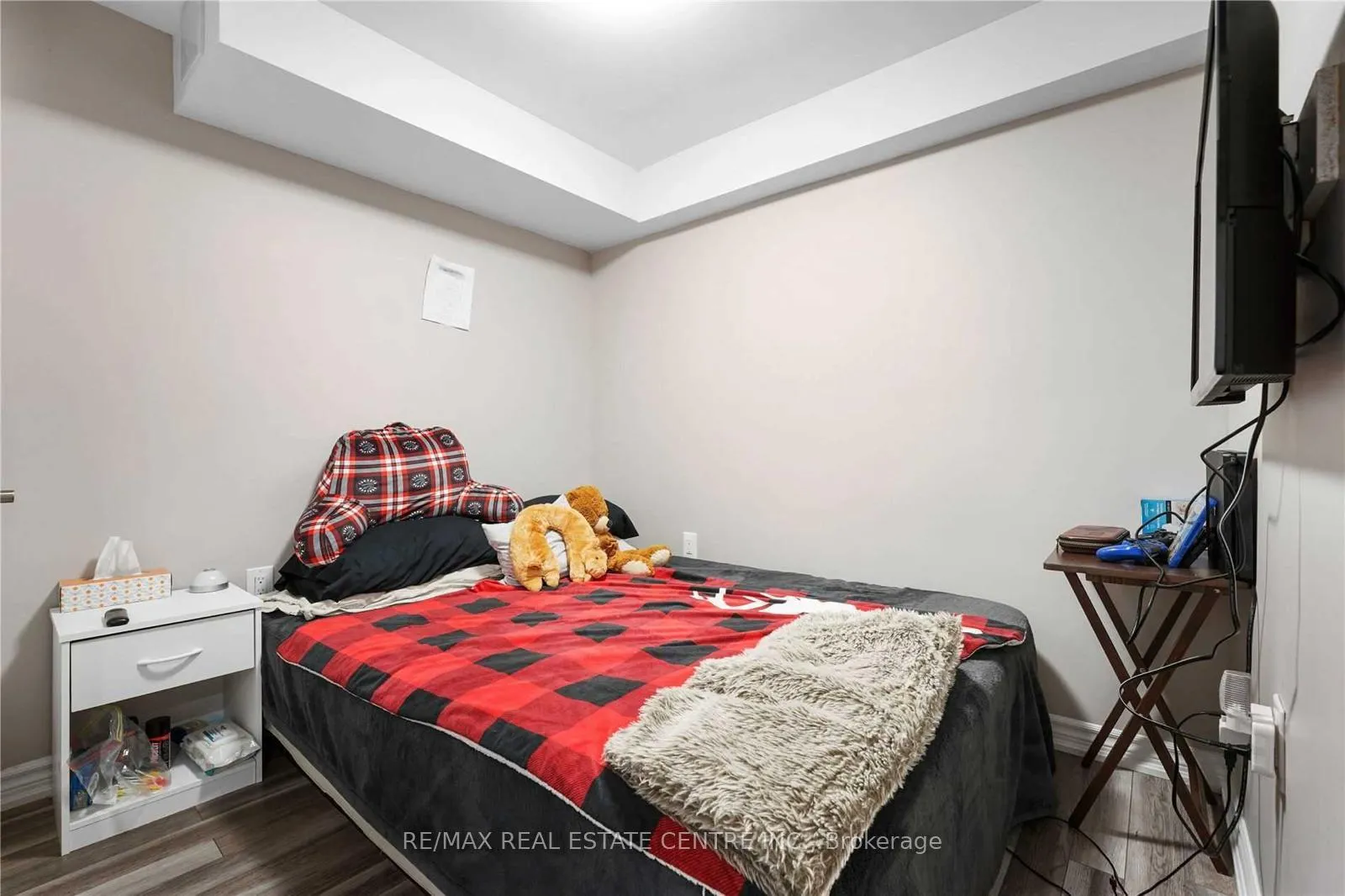 Photo 37 of 341 Veterans Drive, Brampton, Northwest Brampton — HOMEH