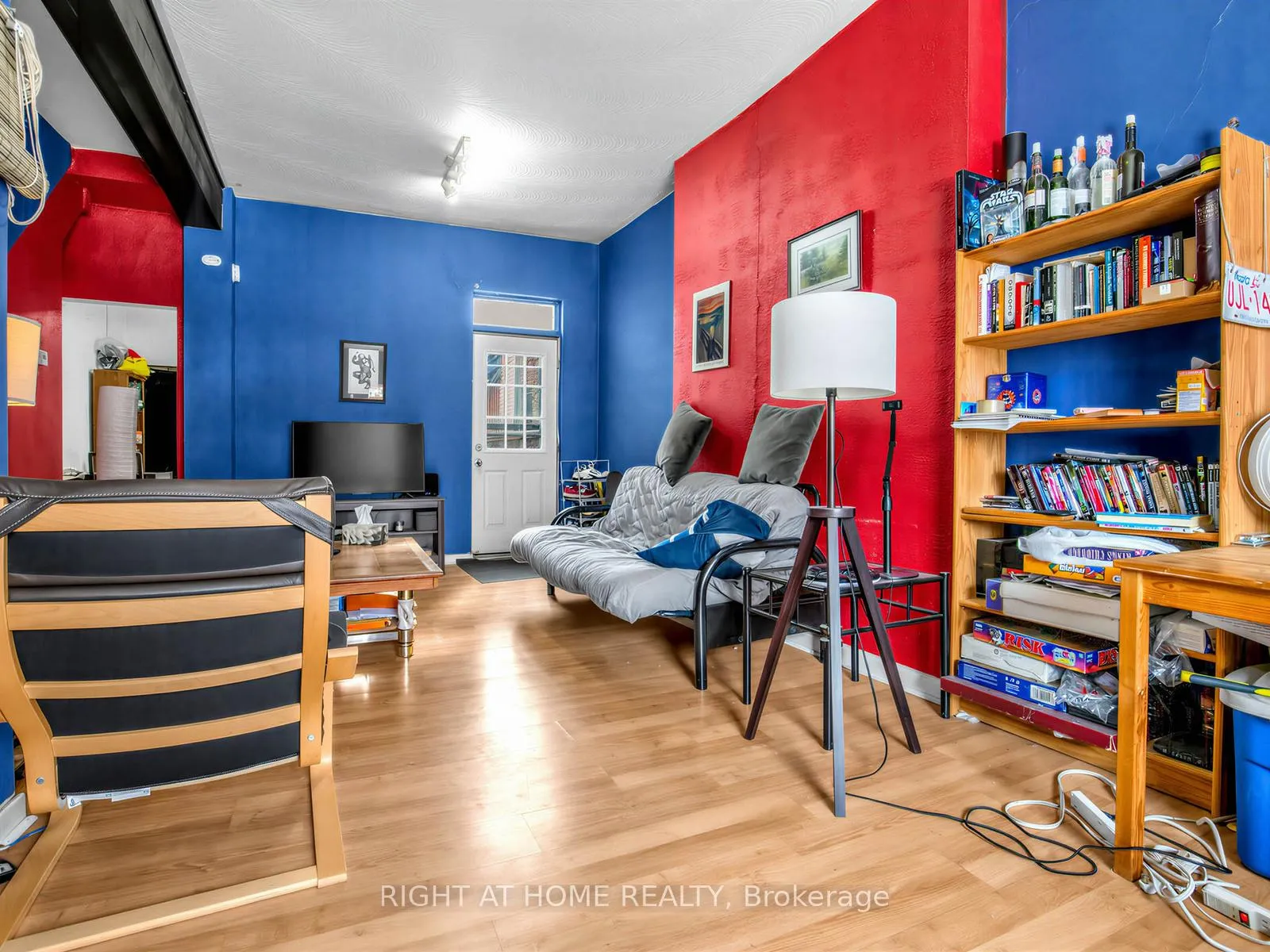 Photo 5 of 96 Massey Street, Toronto, Niagara — HOMEH