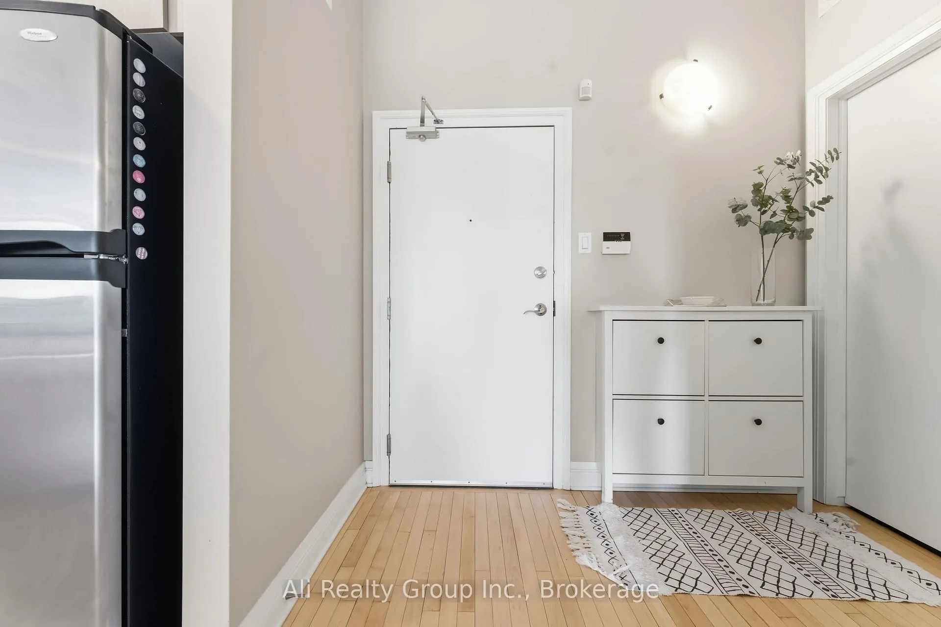 Photo 3 of Unit 307, 300 Powell Avenue, Ottawa, West Centre Town — HOMEH