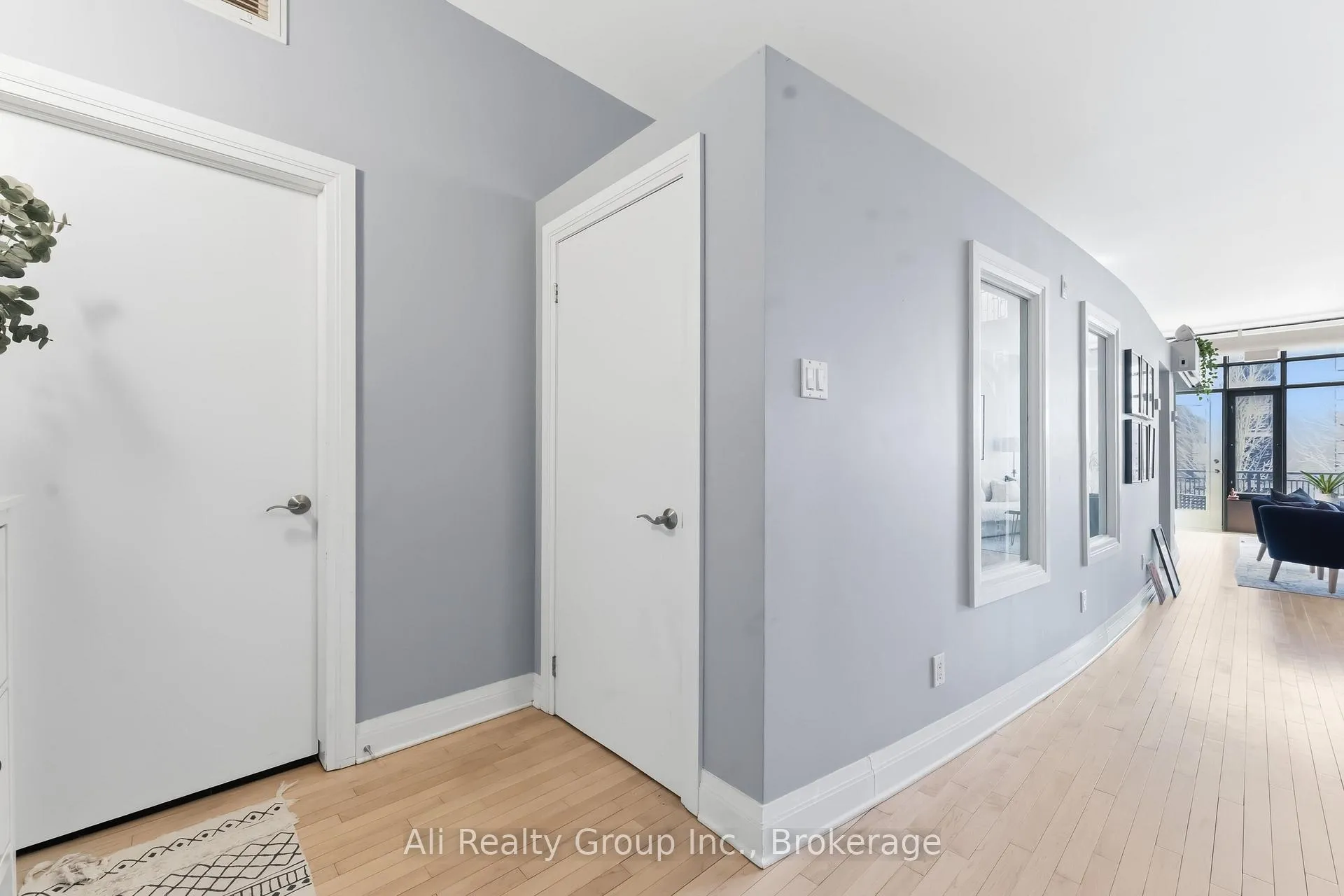 Photo 5 of Unit 307, 300 Powell Avenue, Ottawa, West Centre Town — HOMEH