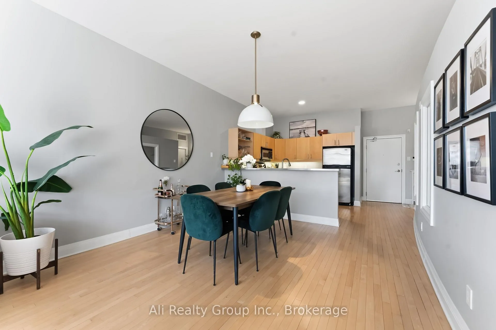 Photo 15 of Unit 307, 300 Powell Avenue, Ottawa, West Centre Town — HOMEH
