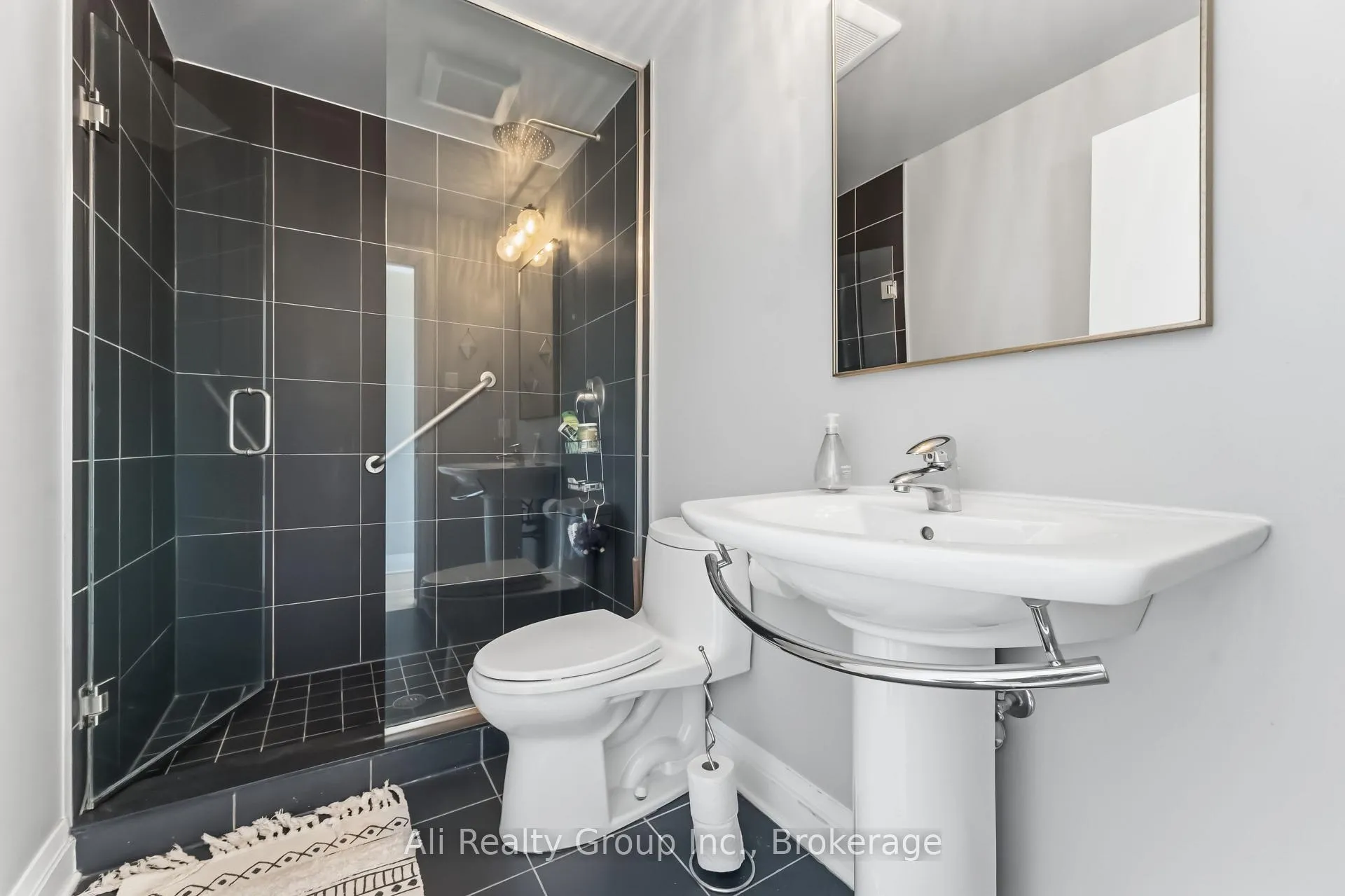 Photo 27 of Unit 307, 300 Powell Avenue, Ottawa, West Centre Town — HOMEH