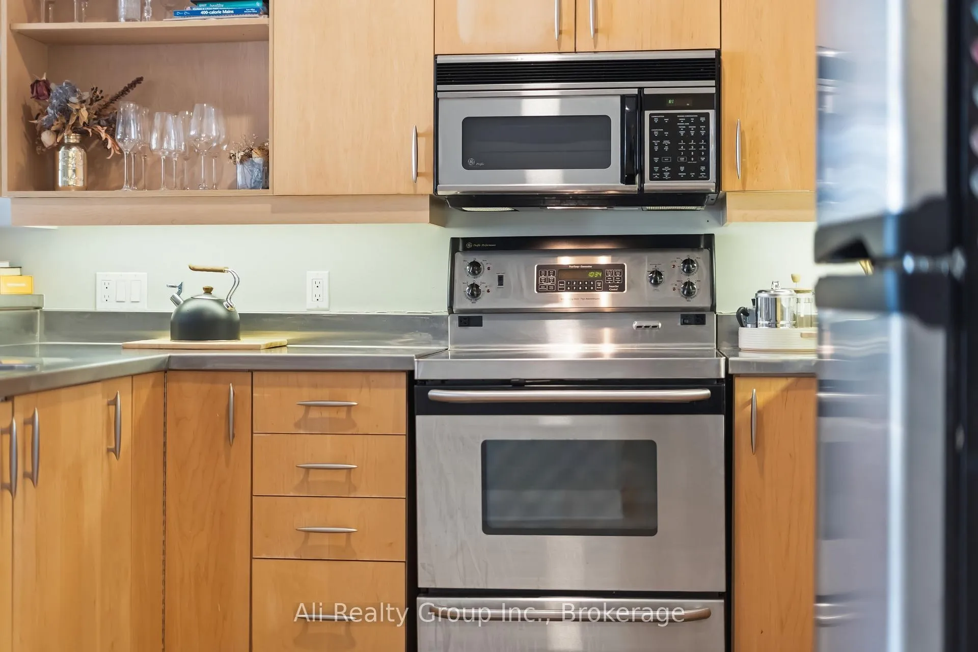 Photo 32 of Unit 307, 300 Powell Avenue, Ottawa, West Centre Town — HOMEH