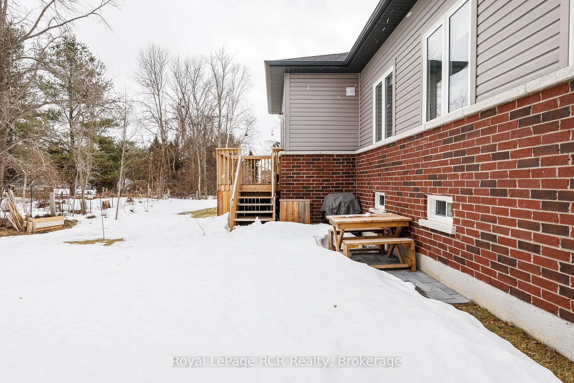 Photo 27 of 15 Emerald Street, Wasaga Beach — HOMEH