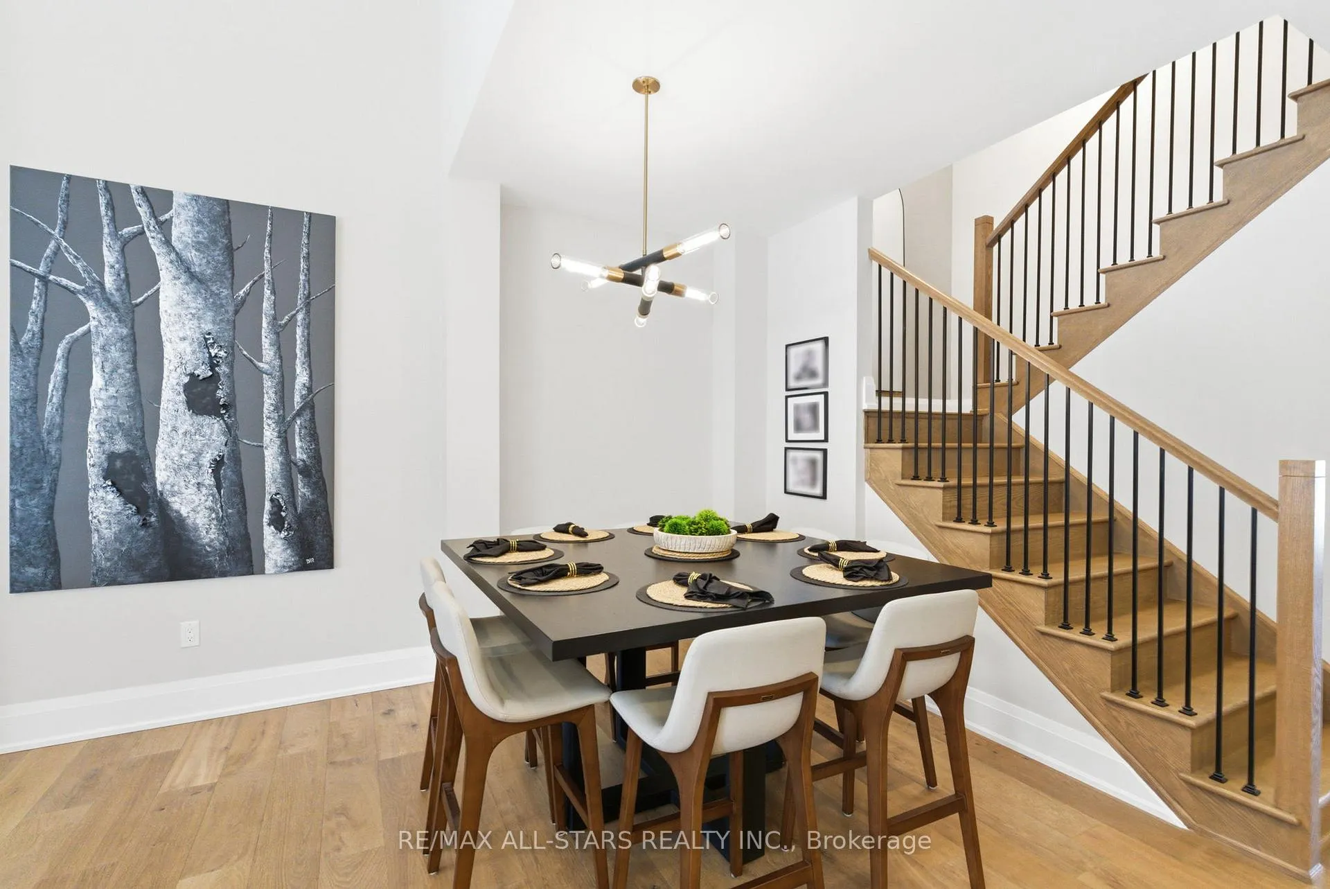 Photo 9 of 38 Hildred Cushing Way, Uxbridge — HOMEH