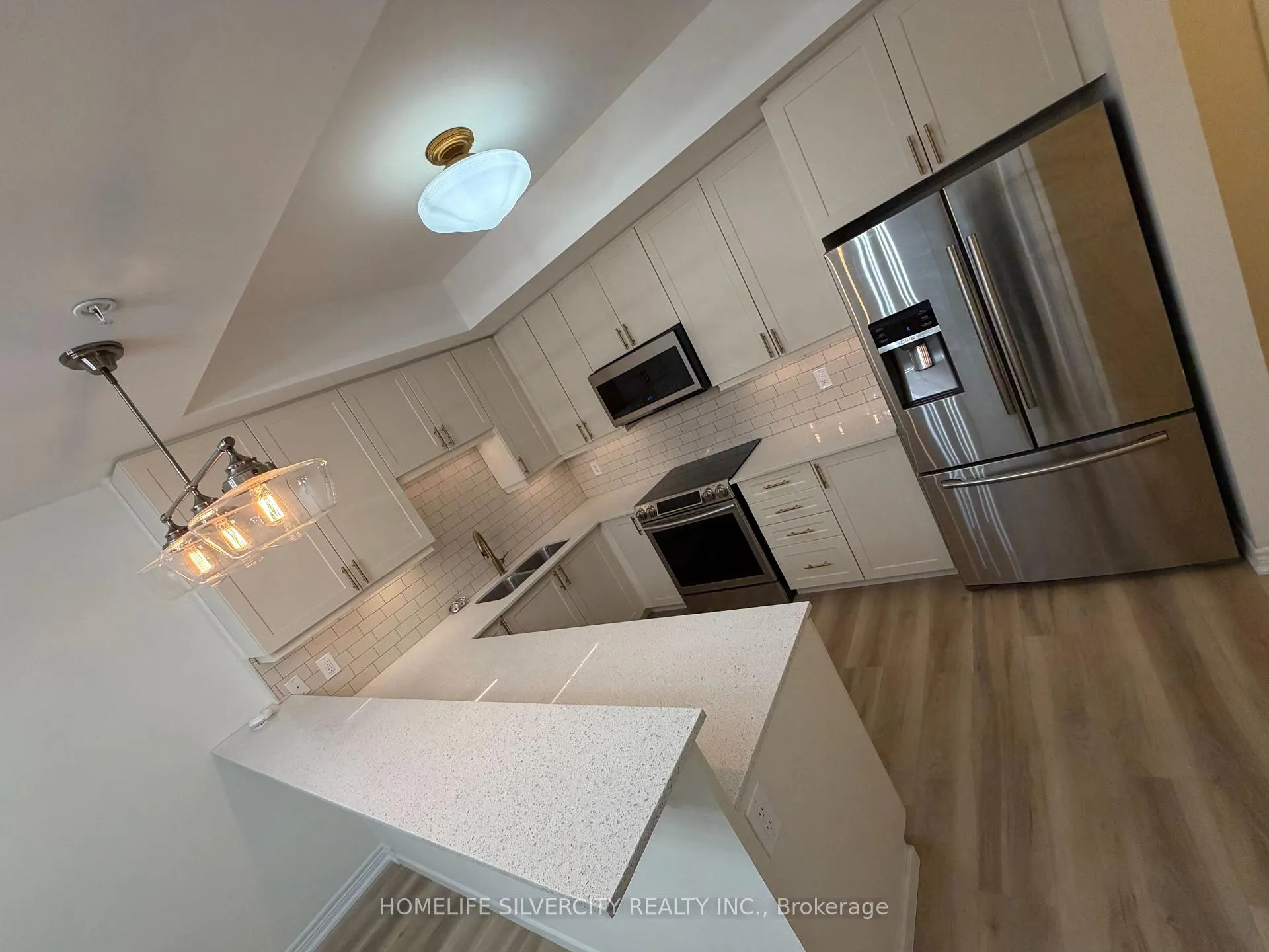 Photo 4 of Unit 102, 650 Gordon Street, Whitby, Port Whitby — HOMEH