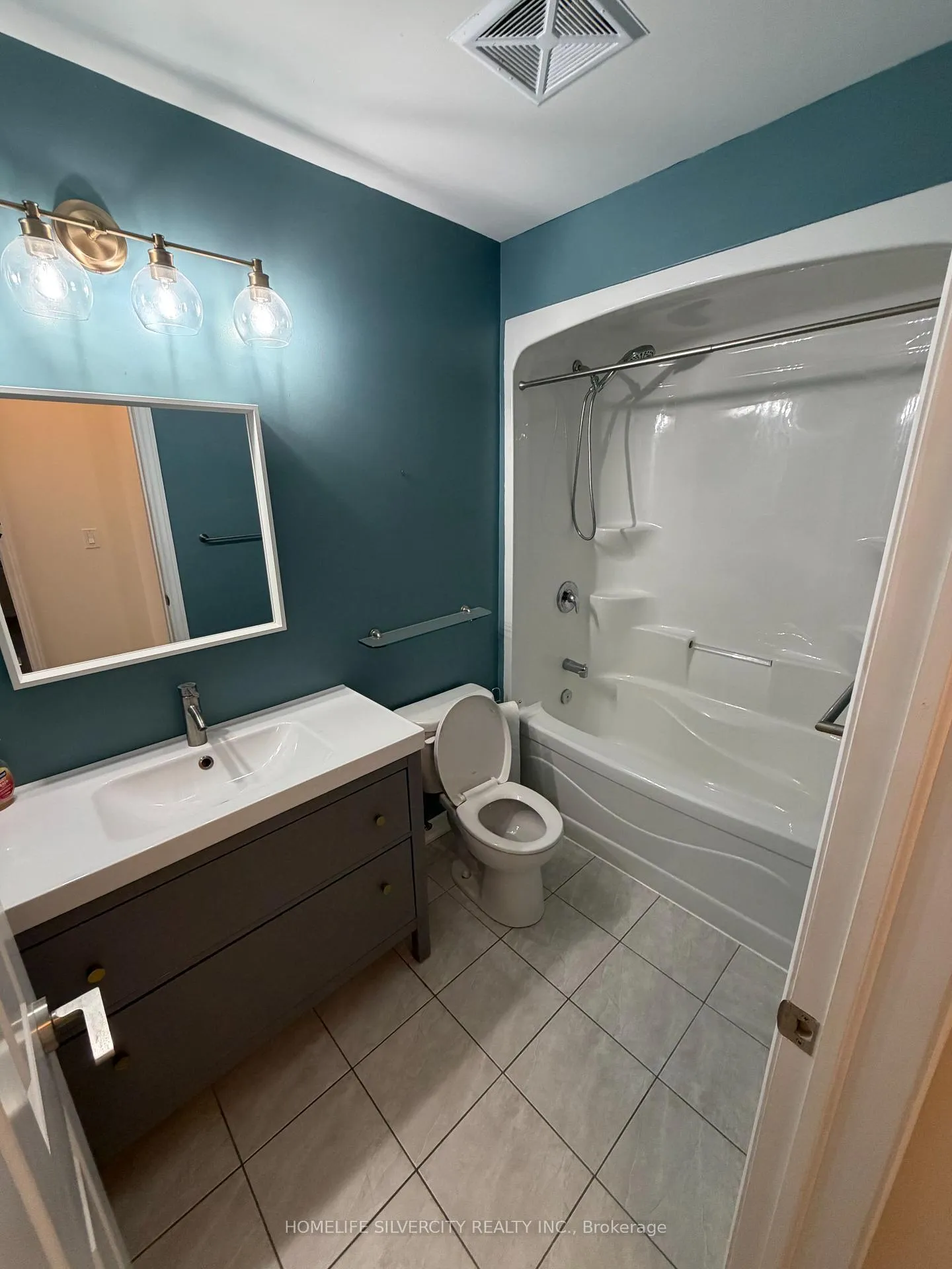 Photo 8 of Unit 102, 650 Gordon Street, Whitby, Port Whitby — HOMEH