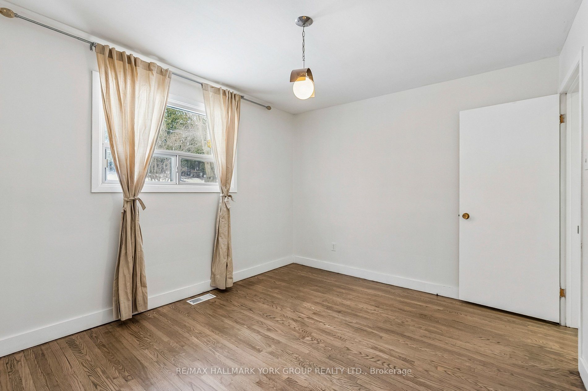 Photo 27 of 24 Coral Harbour Crescent, Markham, Bayview Fairway-Bayview Country Club Estates — HOMEH