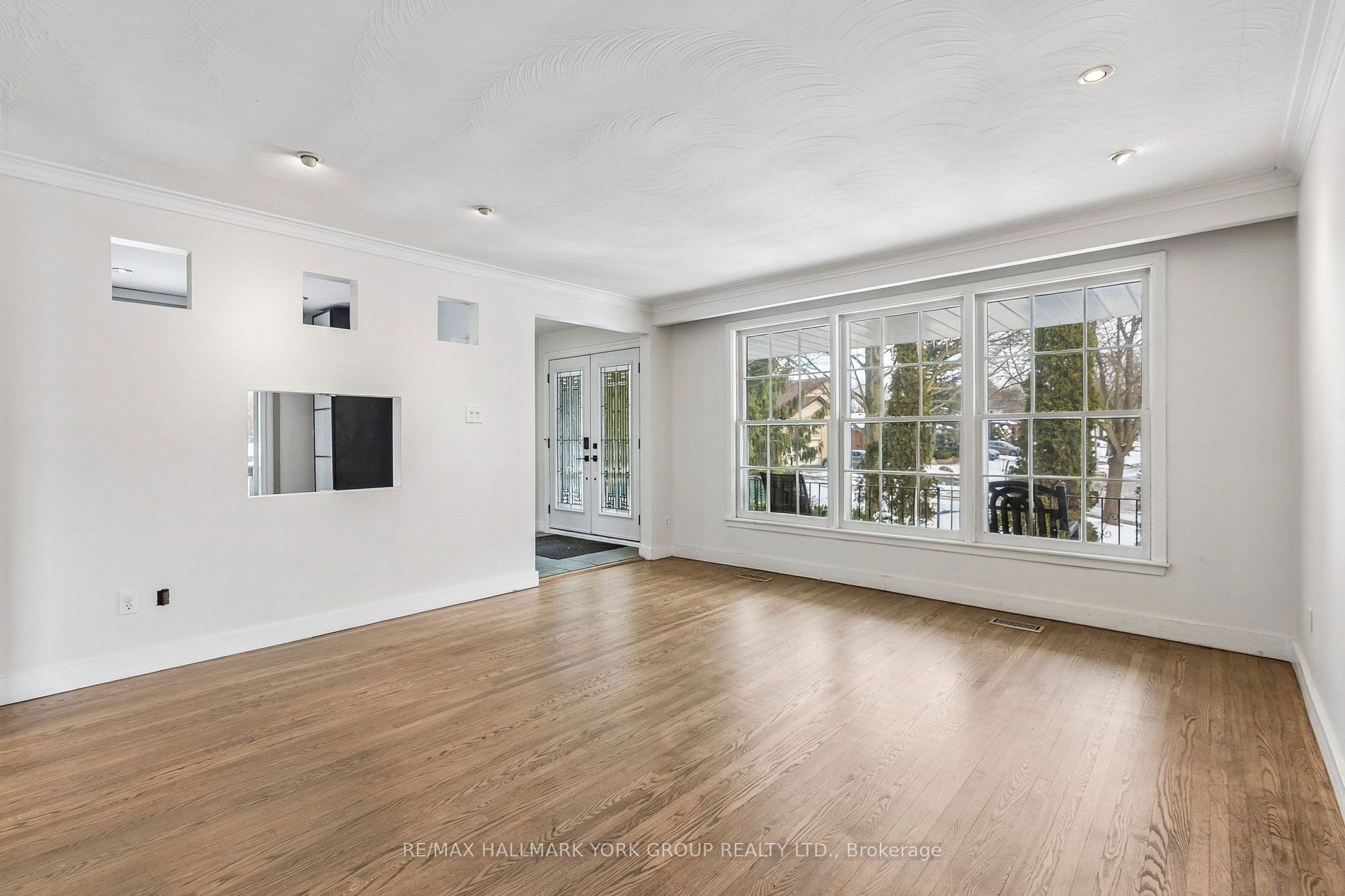 Photo 7 of 24 Coral Harbour Crescent, Markham, Bayview Fairway-Bayview Country Club Estates — HOMEH