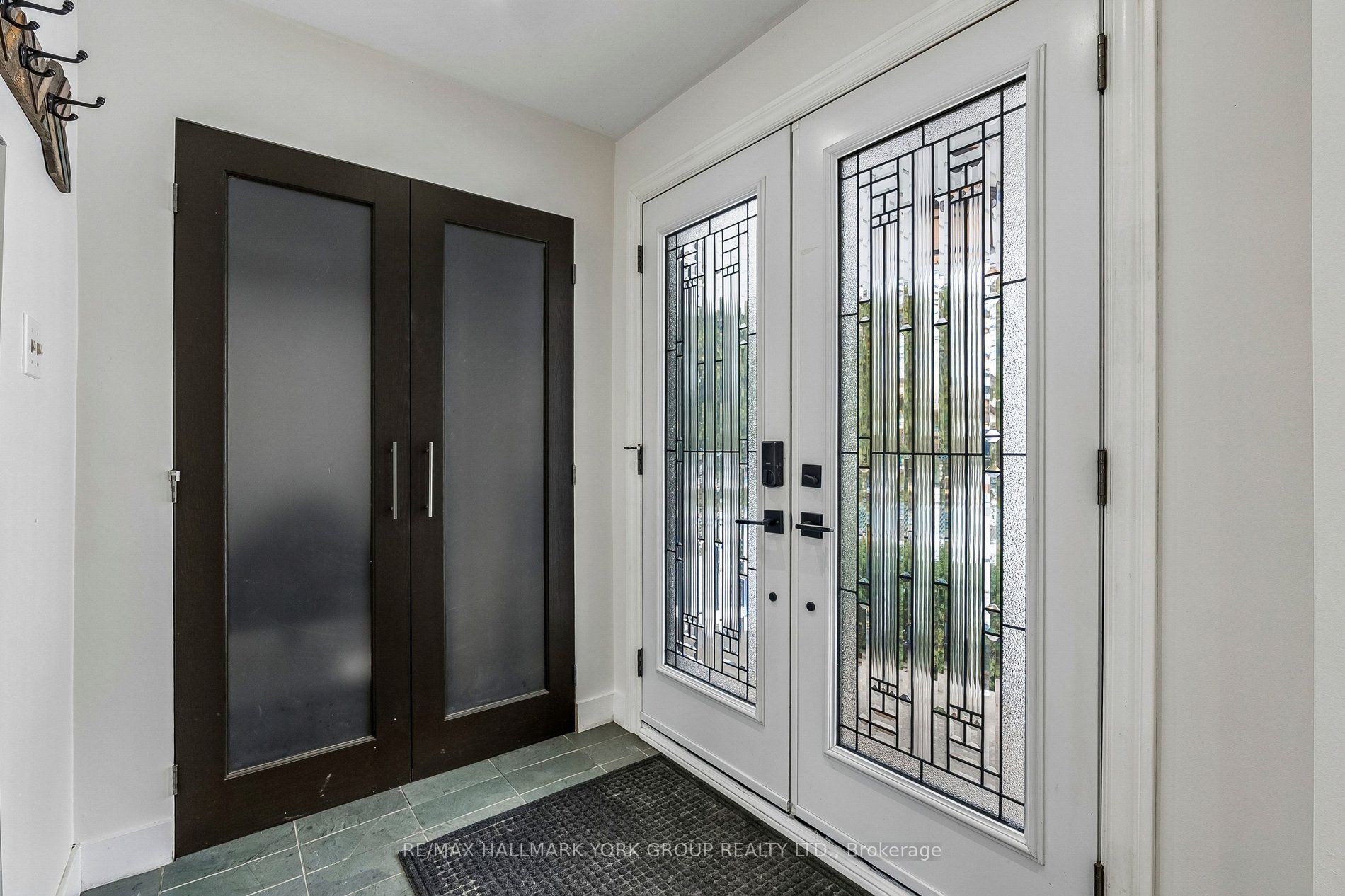 Photo 6 of 24 Coral Harbour Crescent, Markham, Bayview Fairway-Bayview Country Club Estates — HOMEH