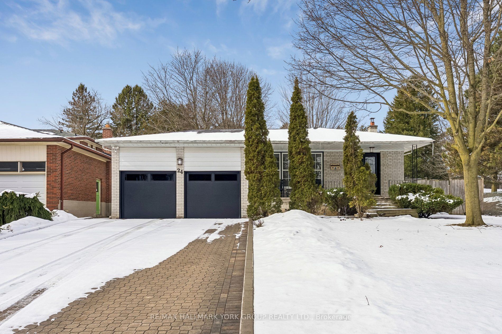 Photo 1 of 24 Coral Harbour Crescent, Markham, Bayview Fairway-Bayview Country Club Estates — HOMEH