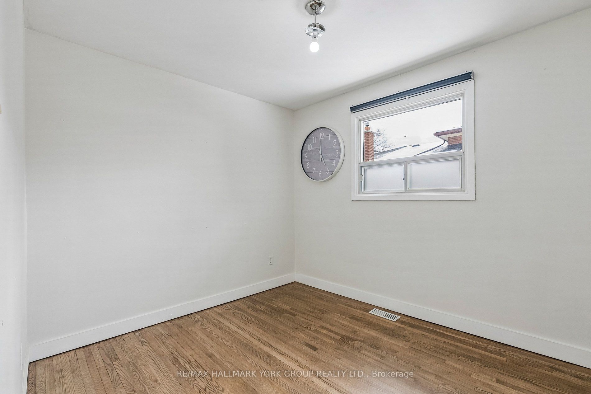 Photo 25 of 24 Coral Harbour Crescent, Markham, Bayview Fairway-Bayview Country Club Estates — HOMEH