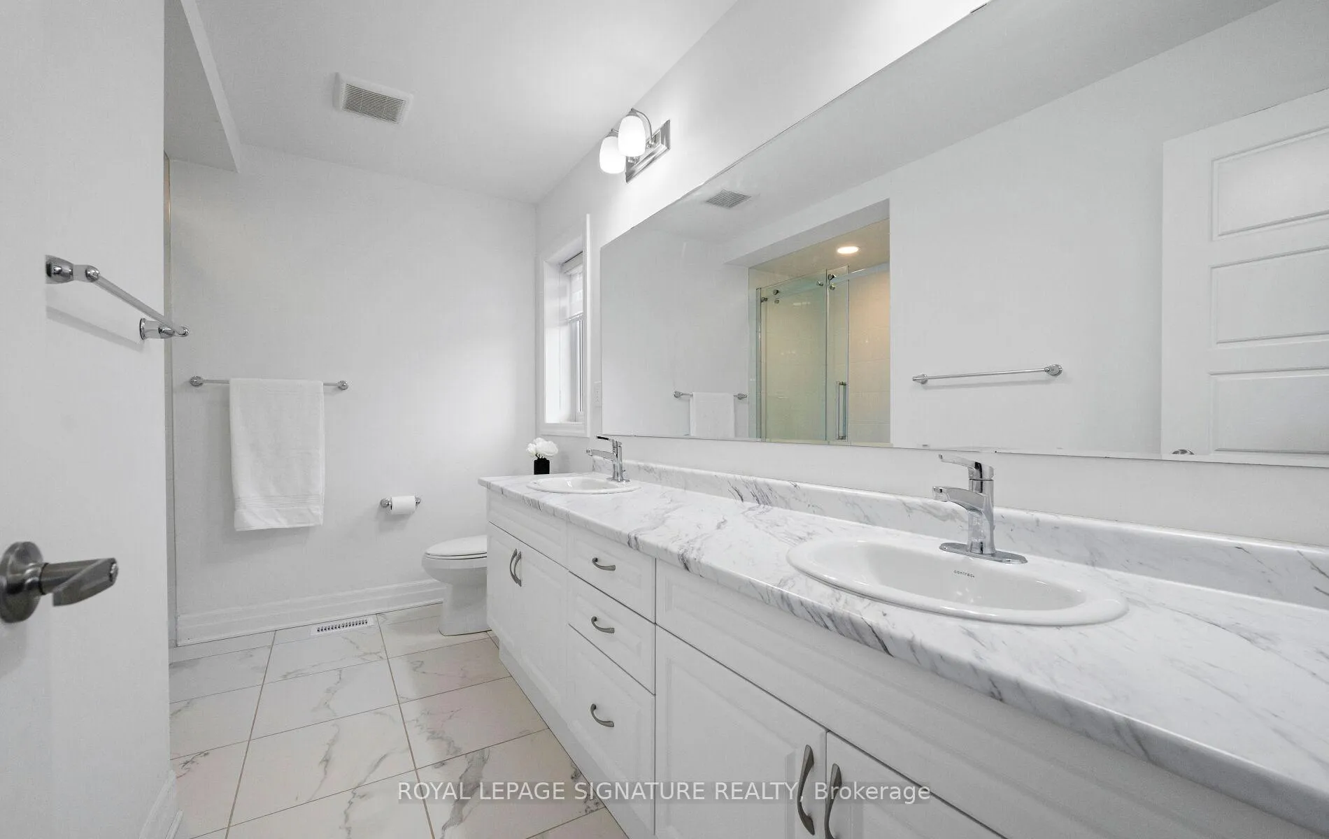 Photo 19 of 474 Violet Gate, Milton, Walker — HOMEH
