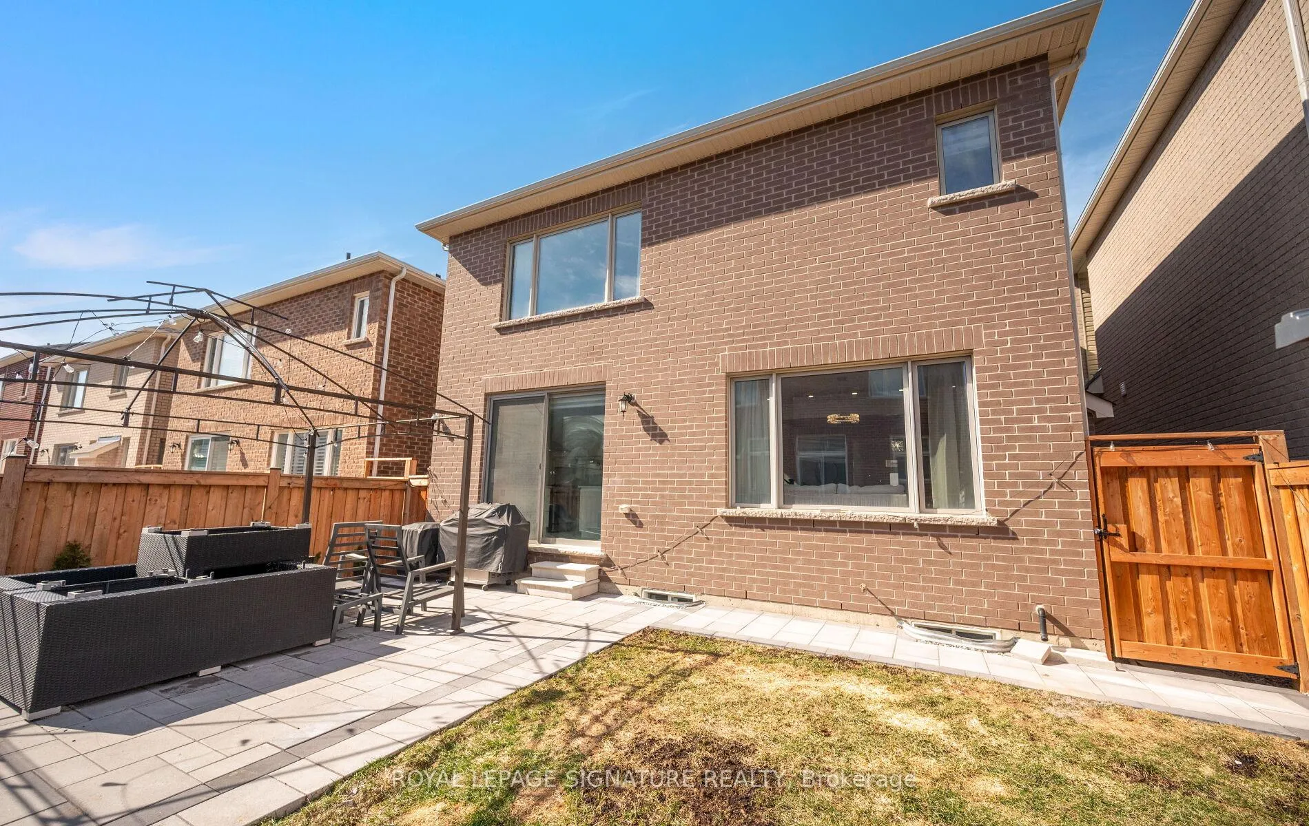 Photo 31 of 474 Violet Gate, Milton, Walker — HOMEH