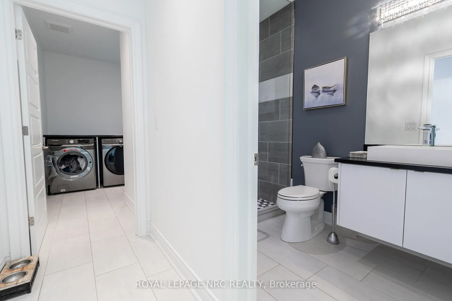 Photo 22 of 8945 Emily Boulevard, Niagara Falls, Brown — HOMEH