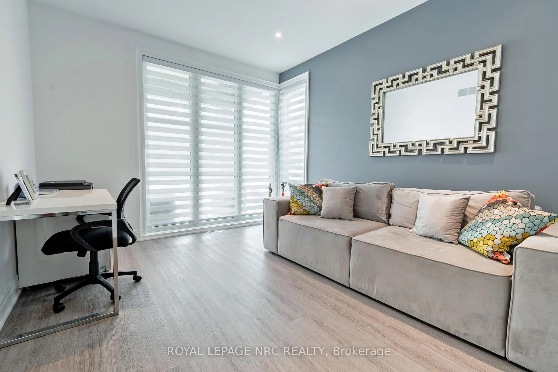 Photo 25 of 8945 Emily Boulevard, Niagara Falls, Brown — HOMEH