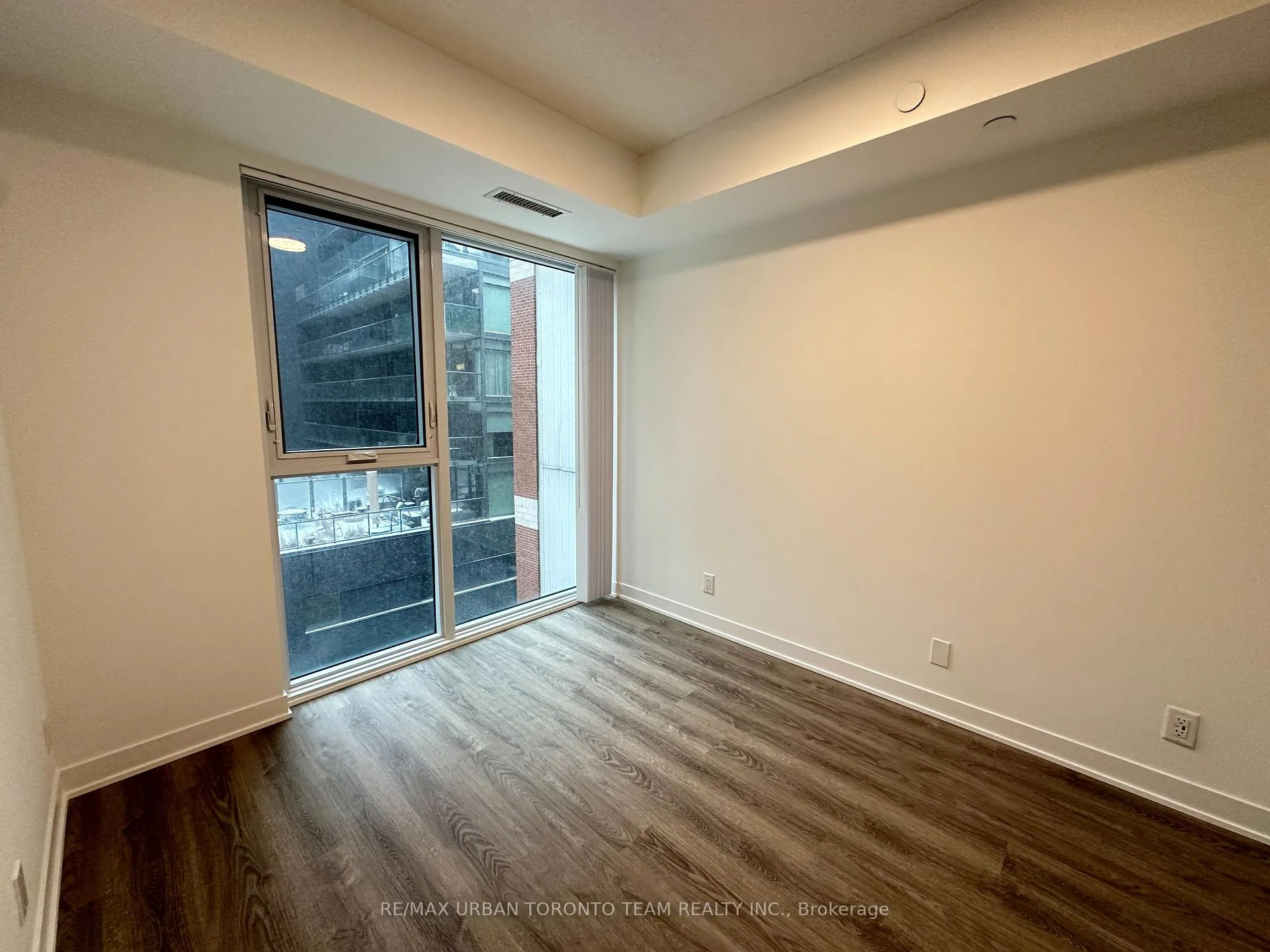 Photo 6 of Unit 605, 180 Front Street E, Toronto, Moss Park — HOMEH