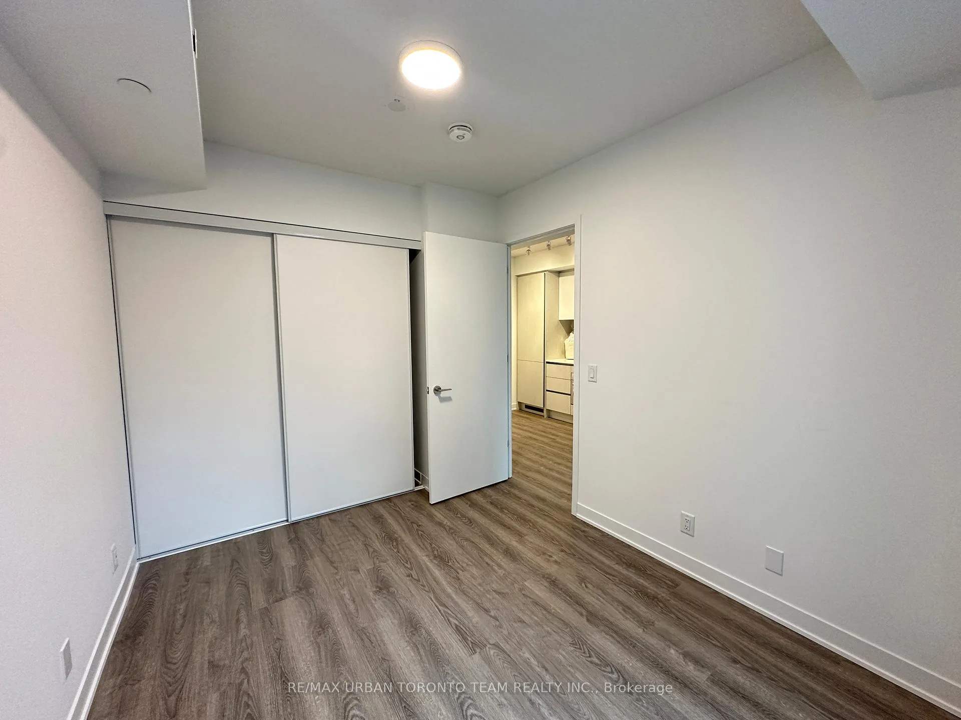 Photo 7 of Unit 605, 180 Front Street E, Toronto, Moss Park — HOMEH