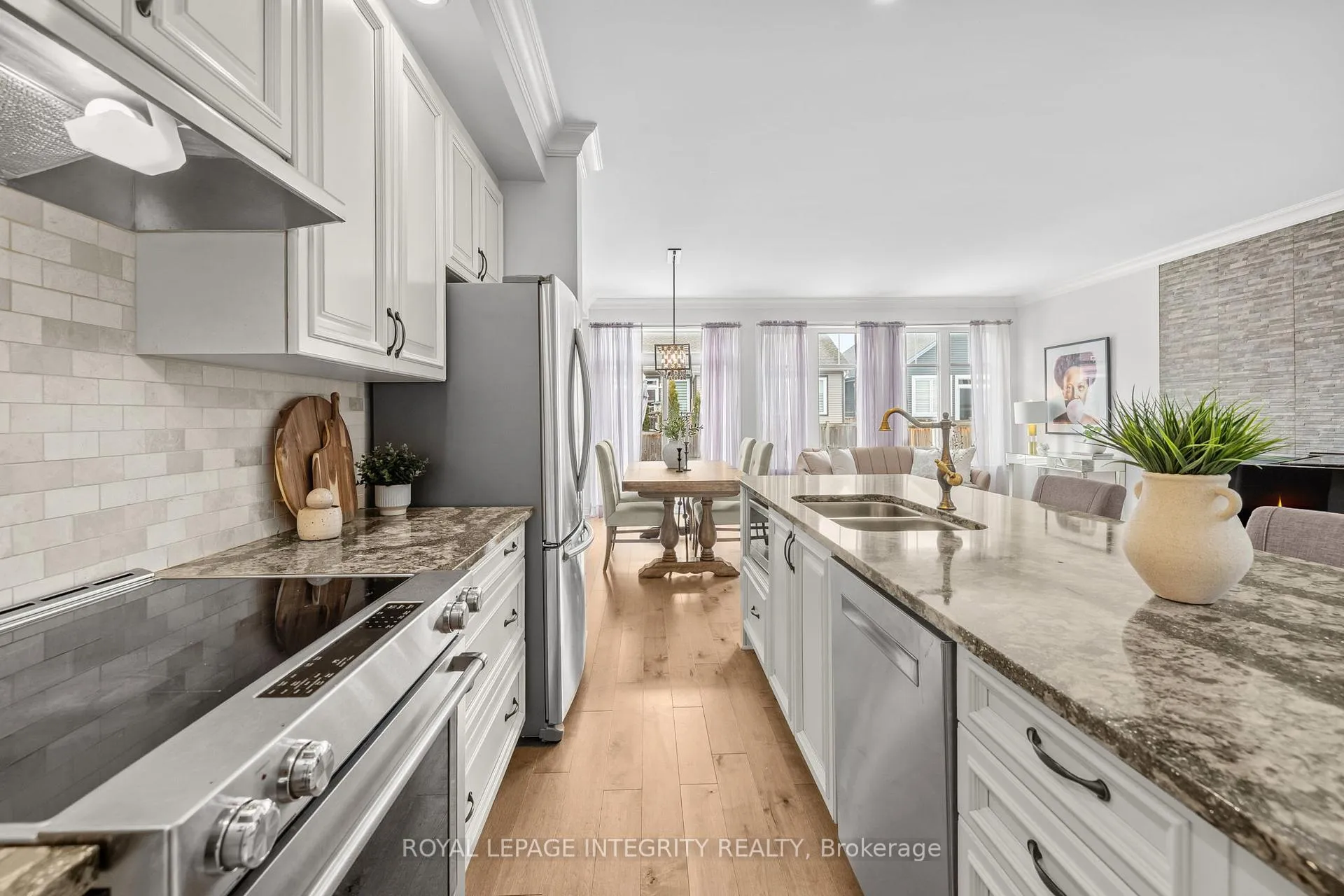 Photo 8 of 377 Warmstone Drive, Ottawa, Stittsville (North) — HOMEH