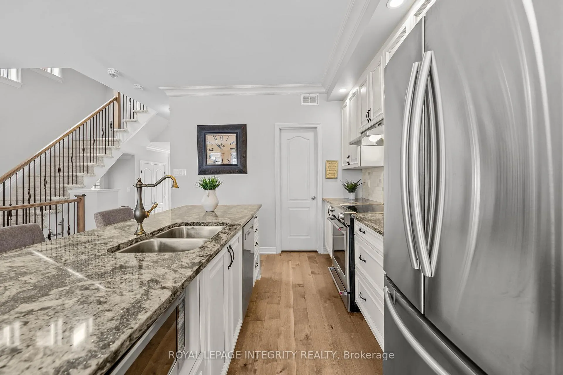 Photo 9 of 377 Warmstone Drive, Ottawa, Stittsville (North) — HOMEH