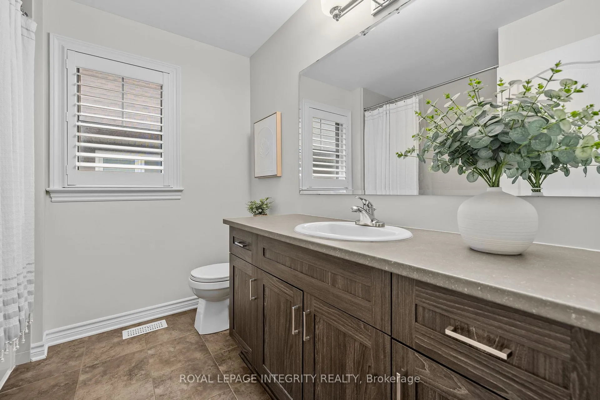 Photo 24 of 377 Warmstone Drive, Ottawa, Stittsville (North) — HOMEH