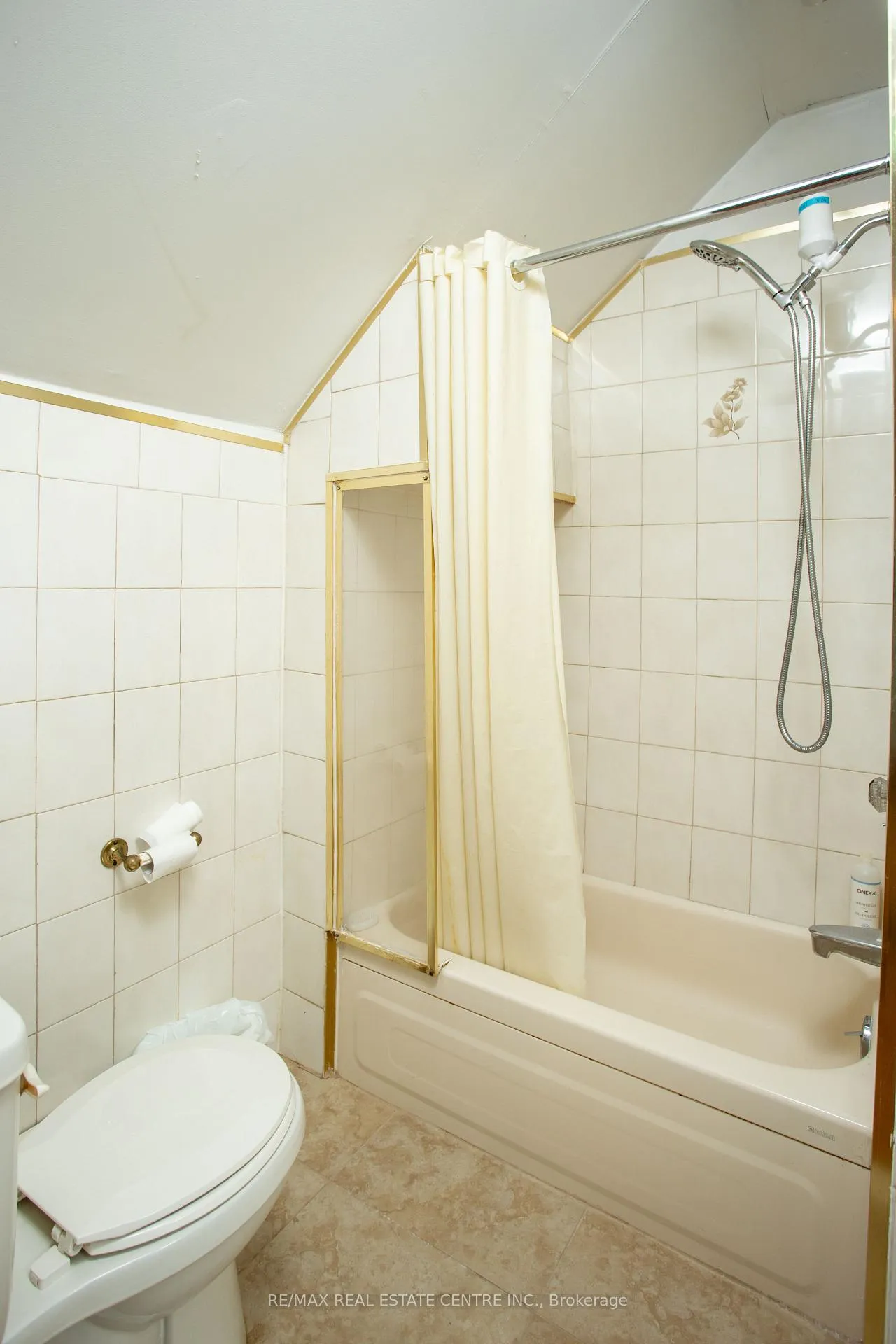 Photo 19 of 213 Indian Road, Toronto, High Park-Swansea — HOMEH