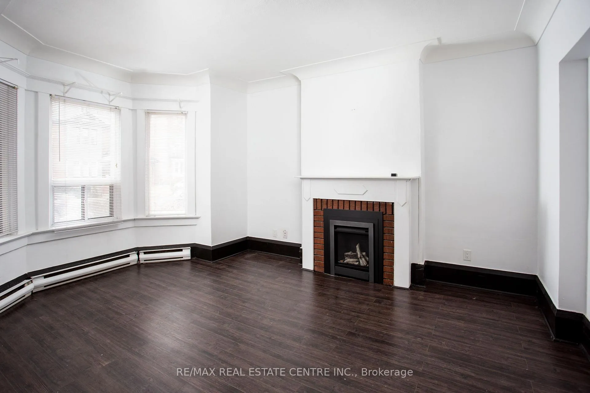Photo 23 of 213 Indian Road, Toronto, High Park-Swansea — HOMEH